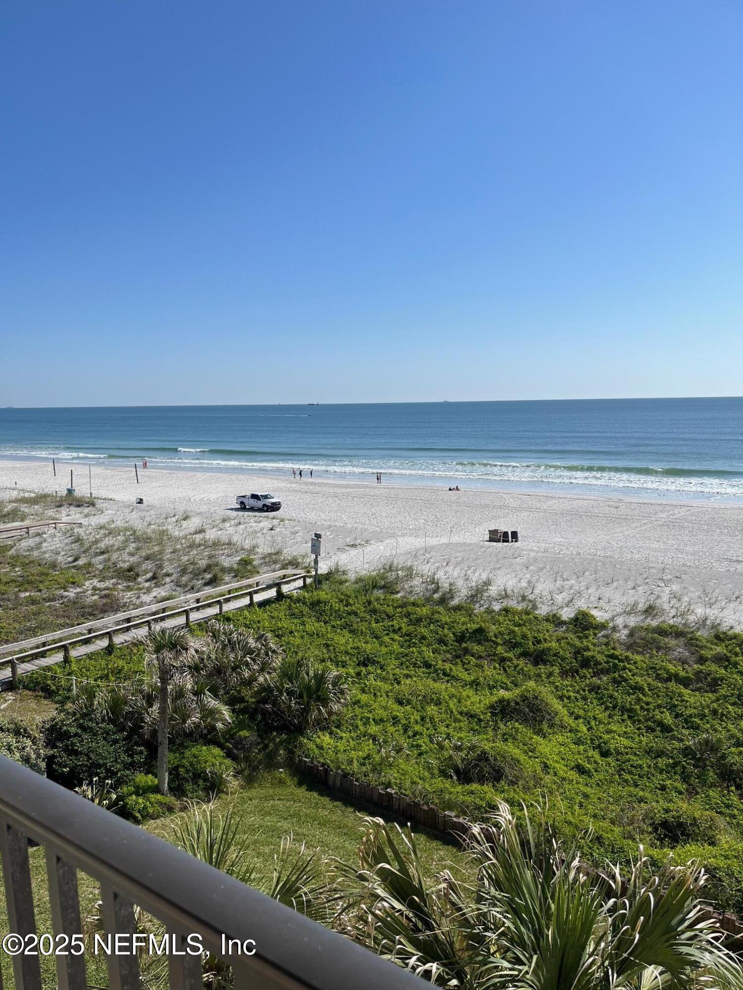 1901 1ST Street, 402