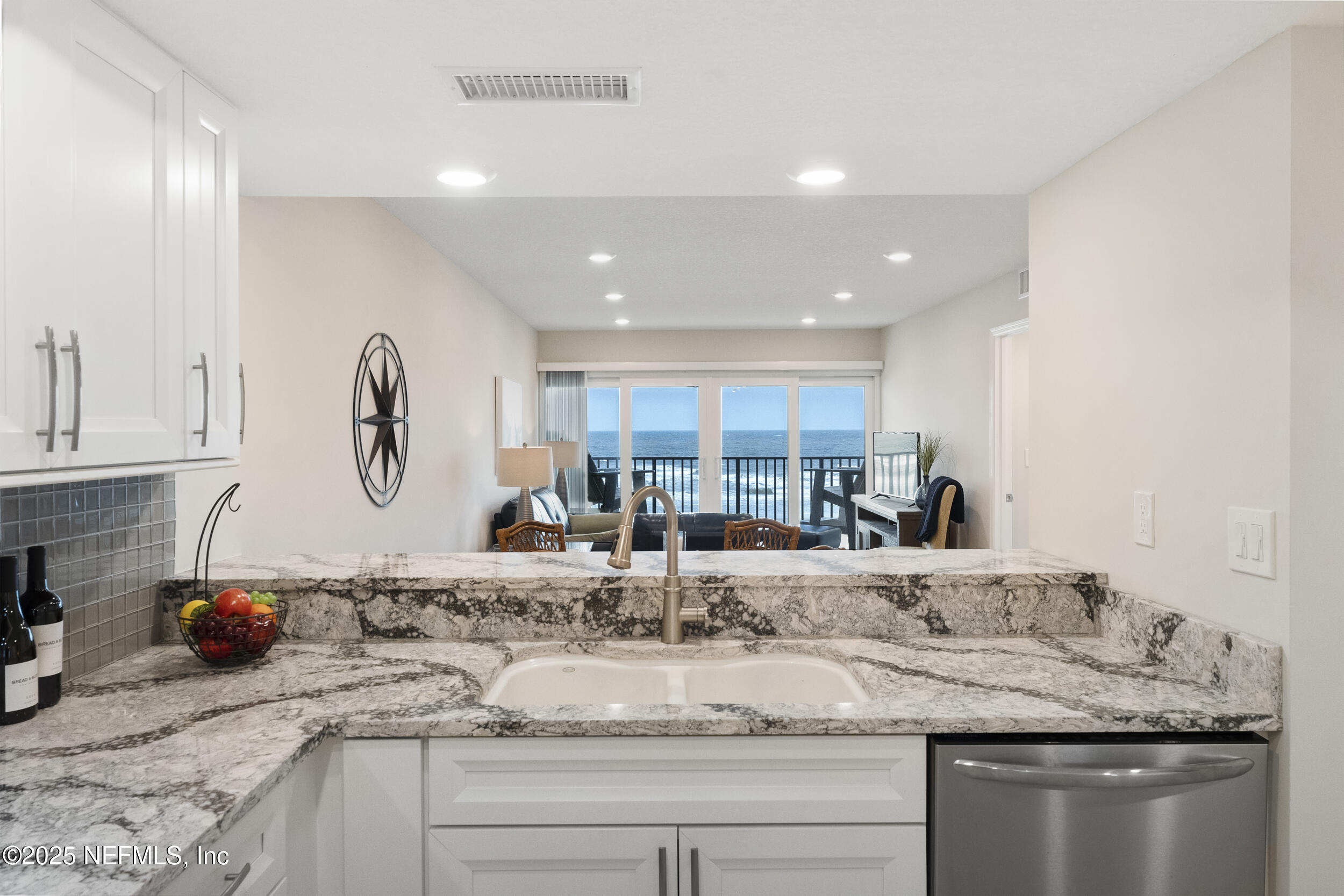 1901 1ST Street, 402