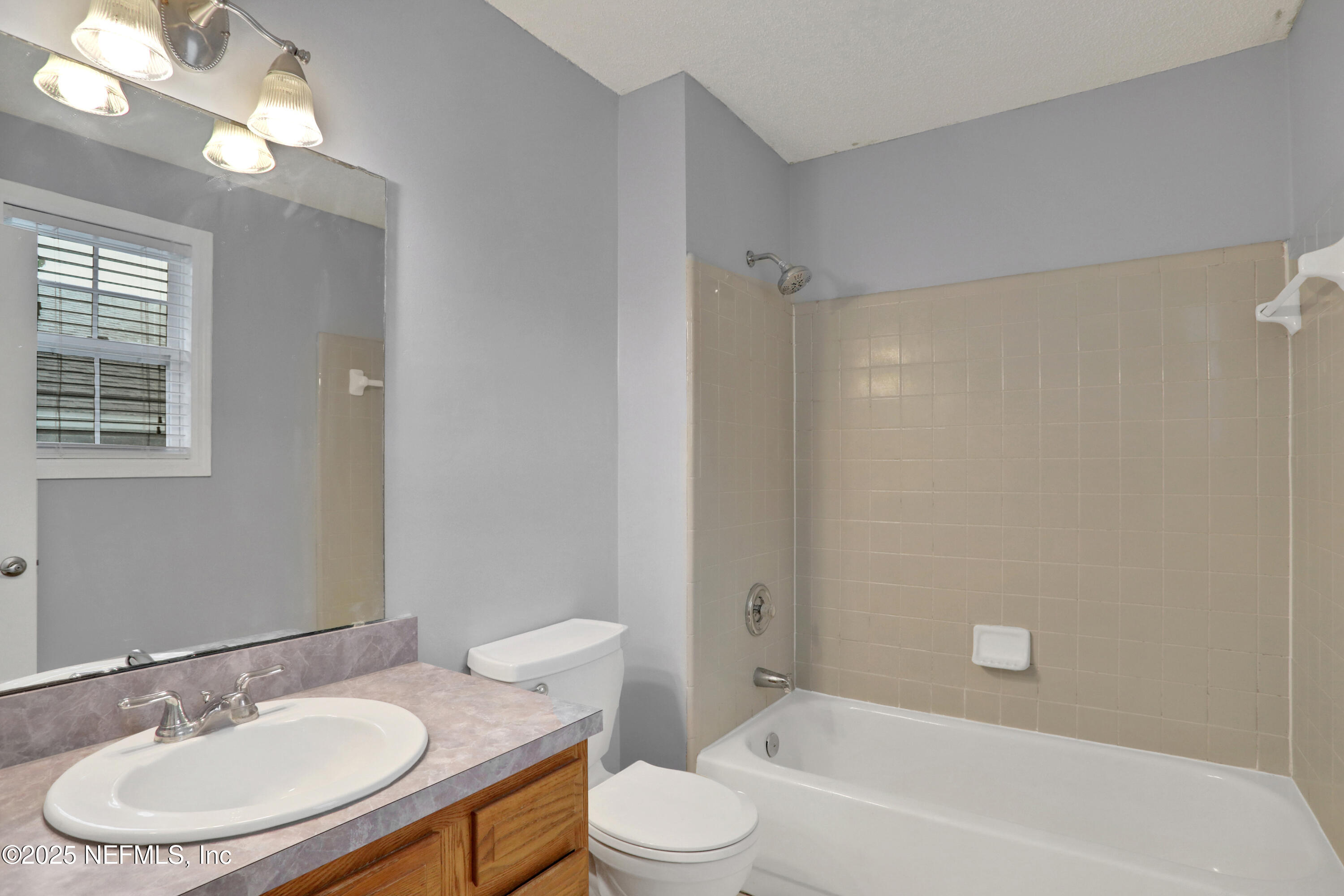 12035 CANCUN Drive