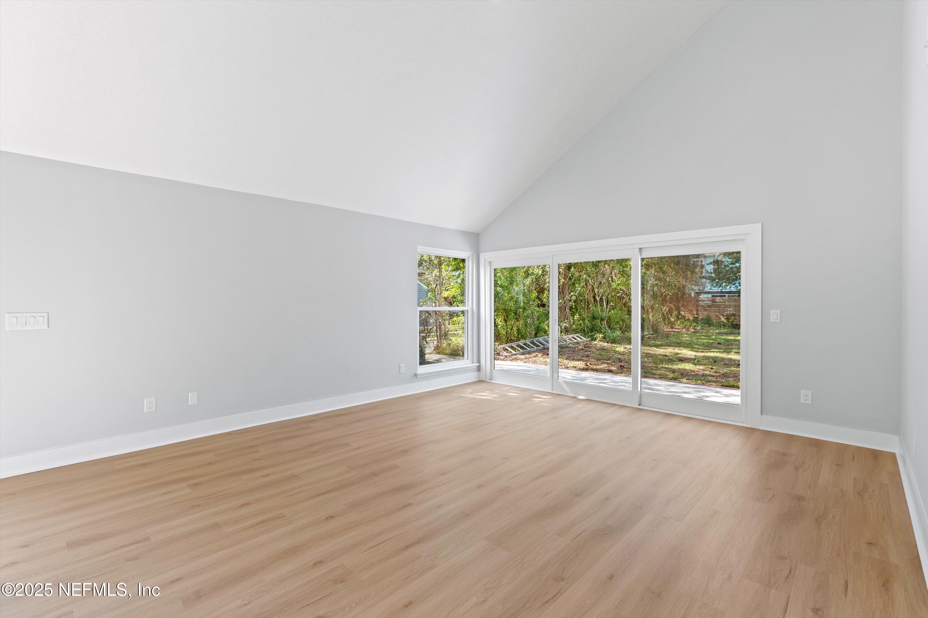 1538 SAND DOLLAR Circle