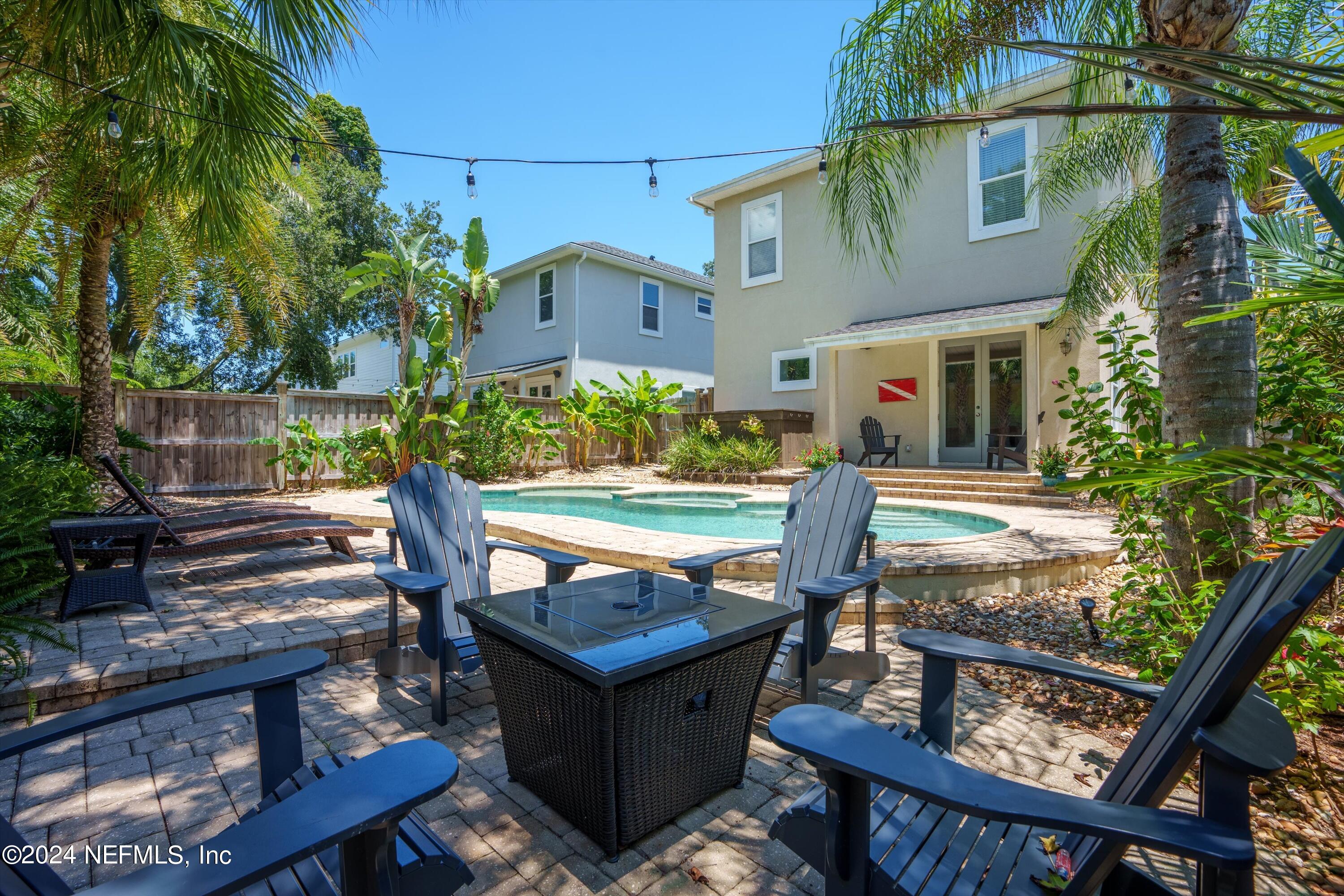 3940 GRANDE Boulevard