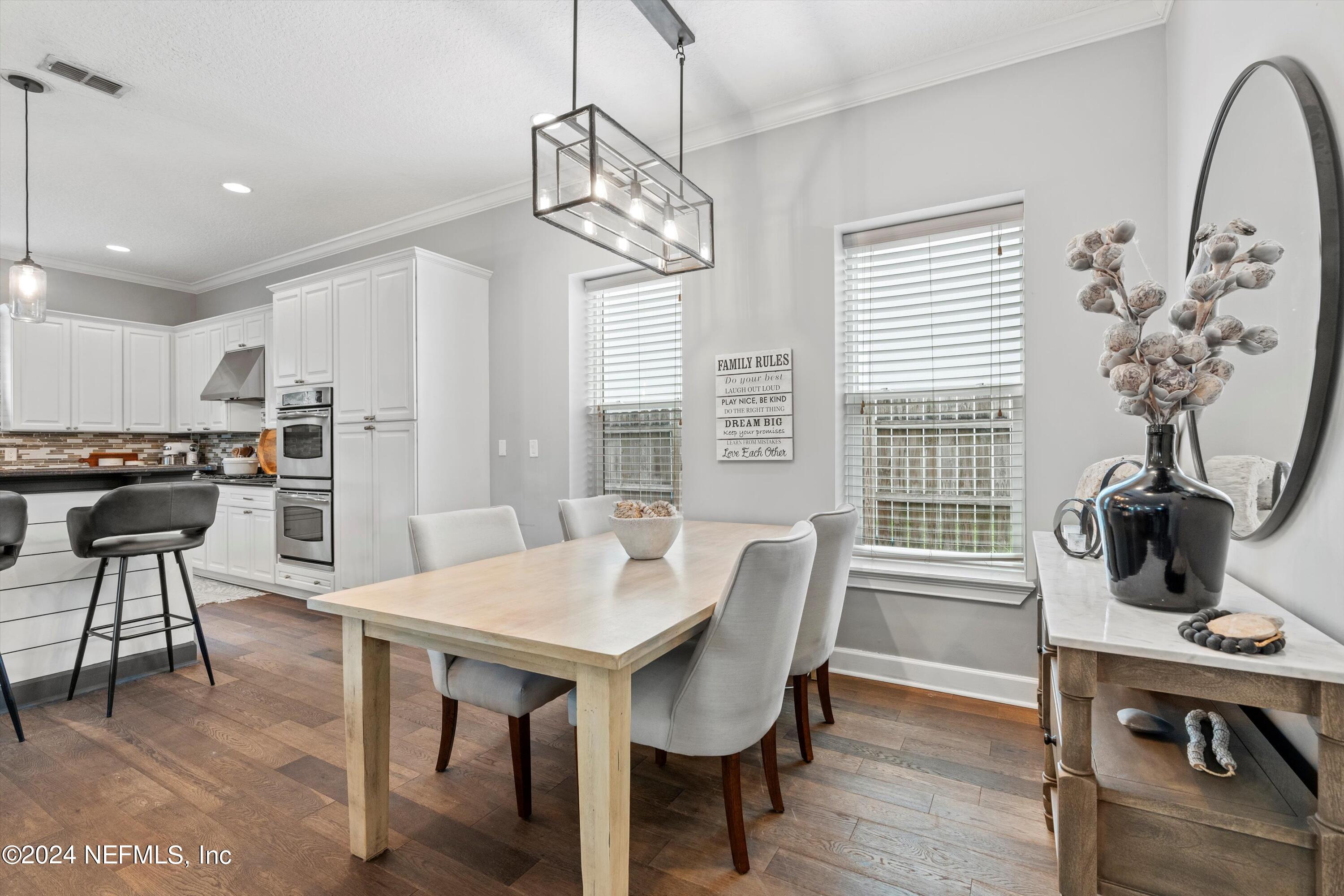 3940 GRANDE Boulevard