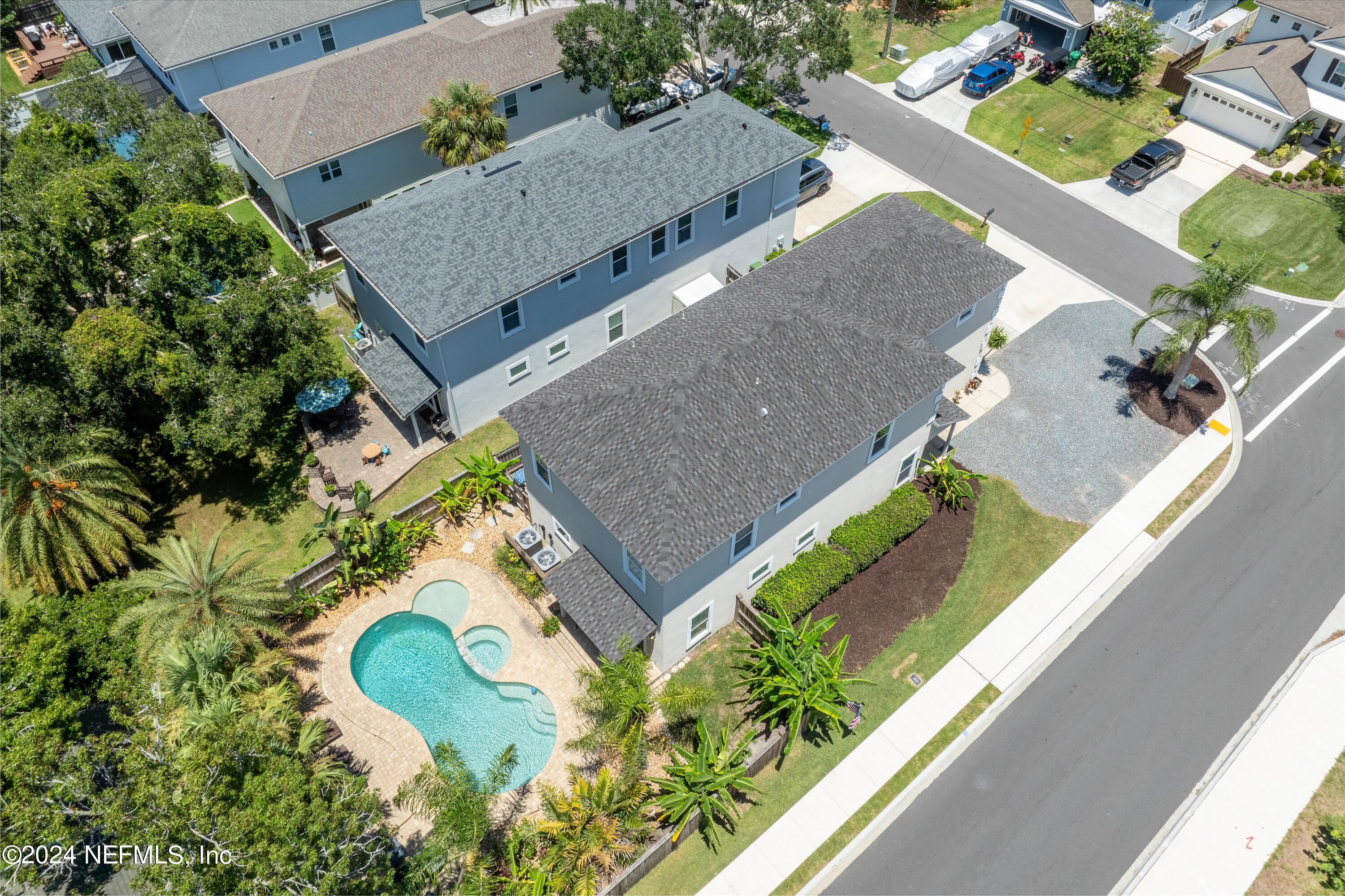 3940 GRANDE Boulevard