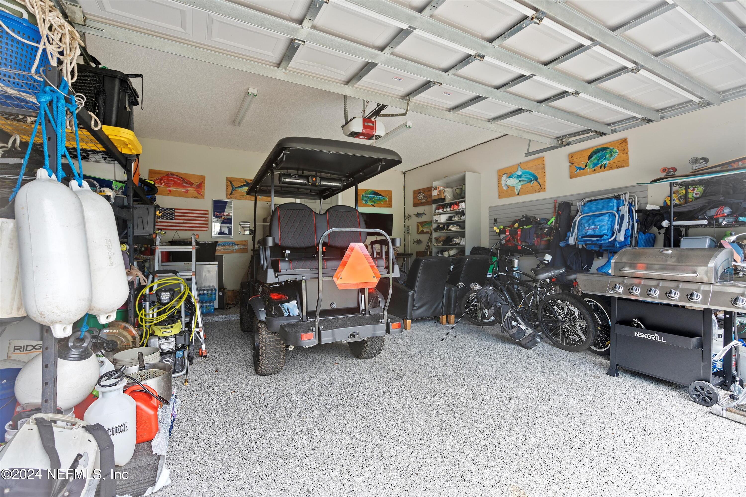 3940 GRANDE Boulevard