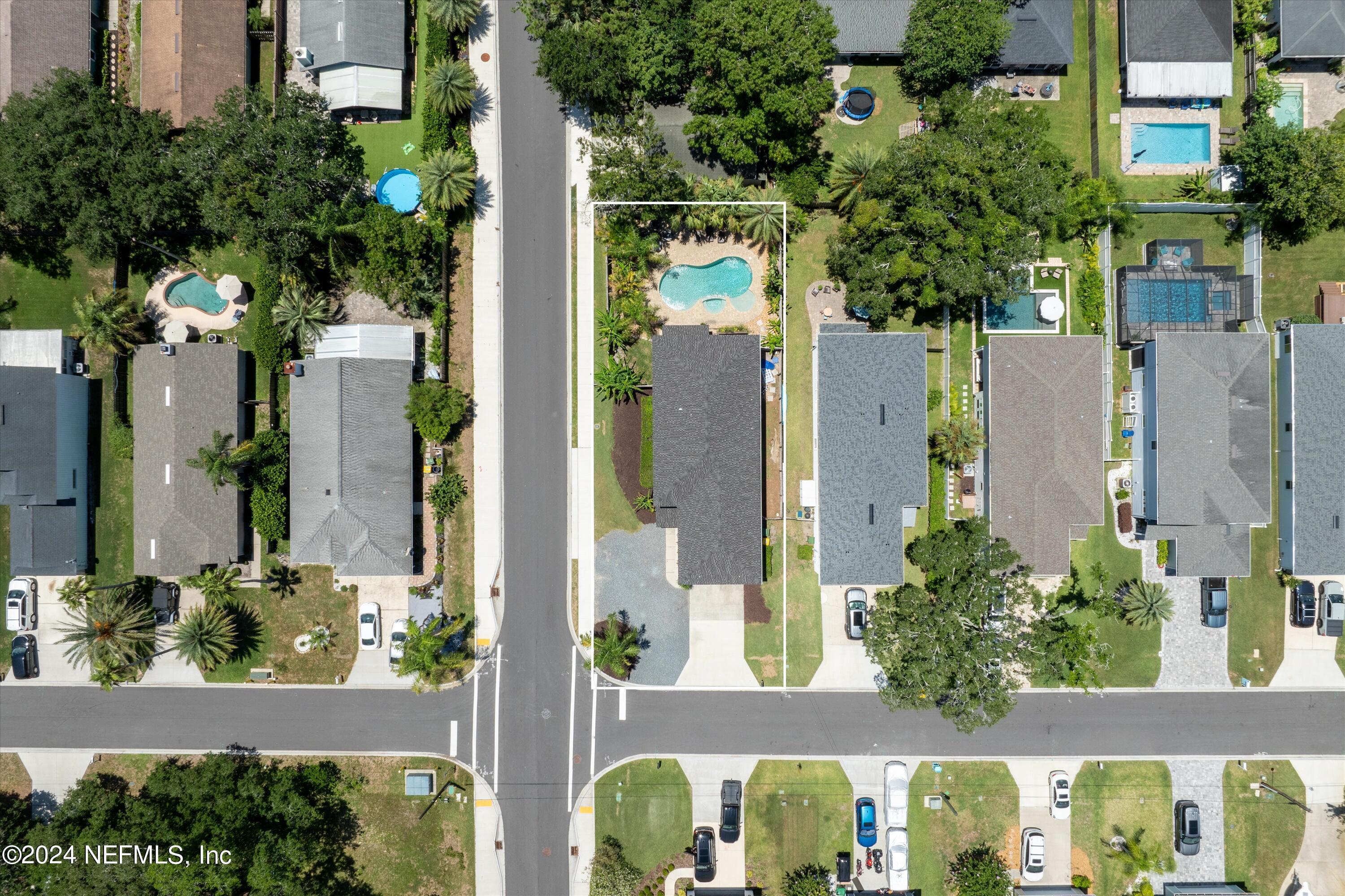 3940 GRANDE Boulevard