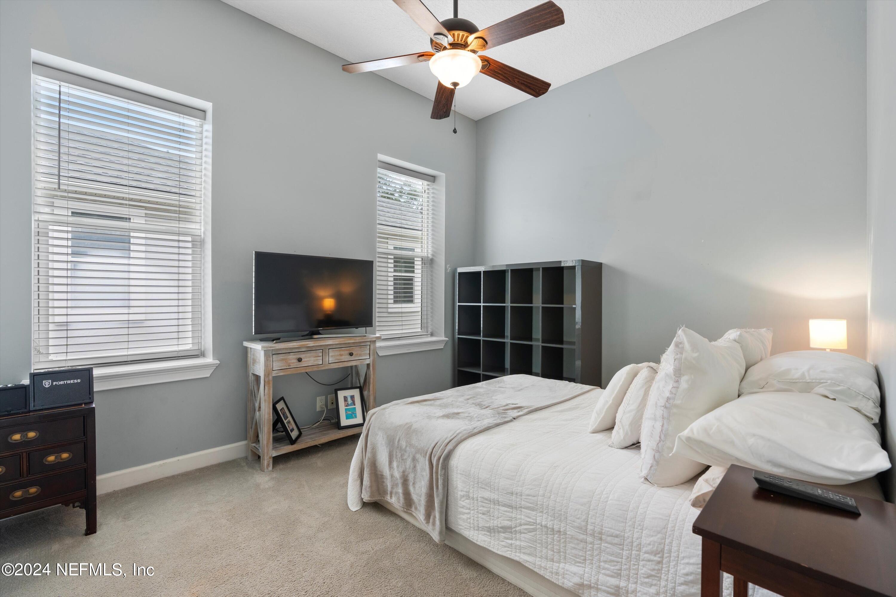 3940 GRANDE Boulevard