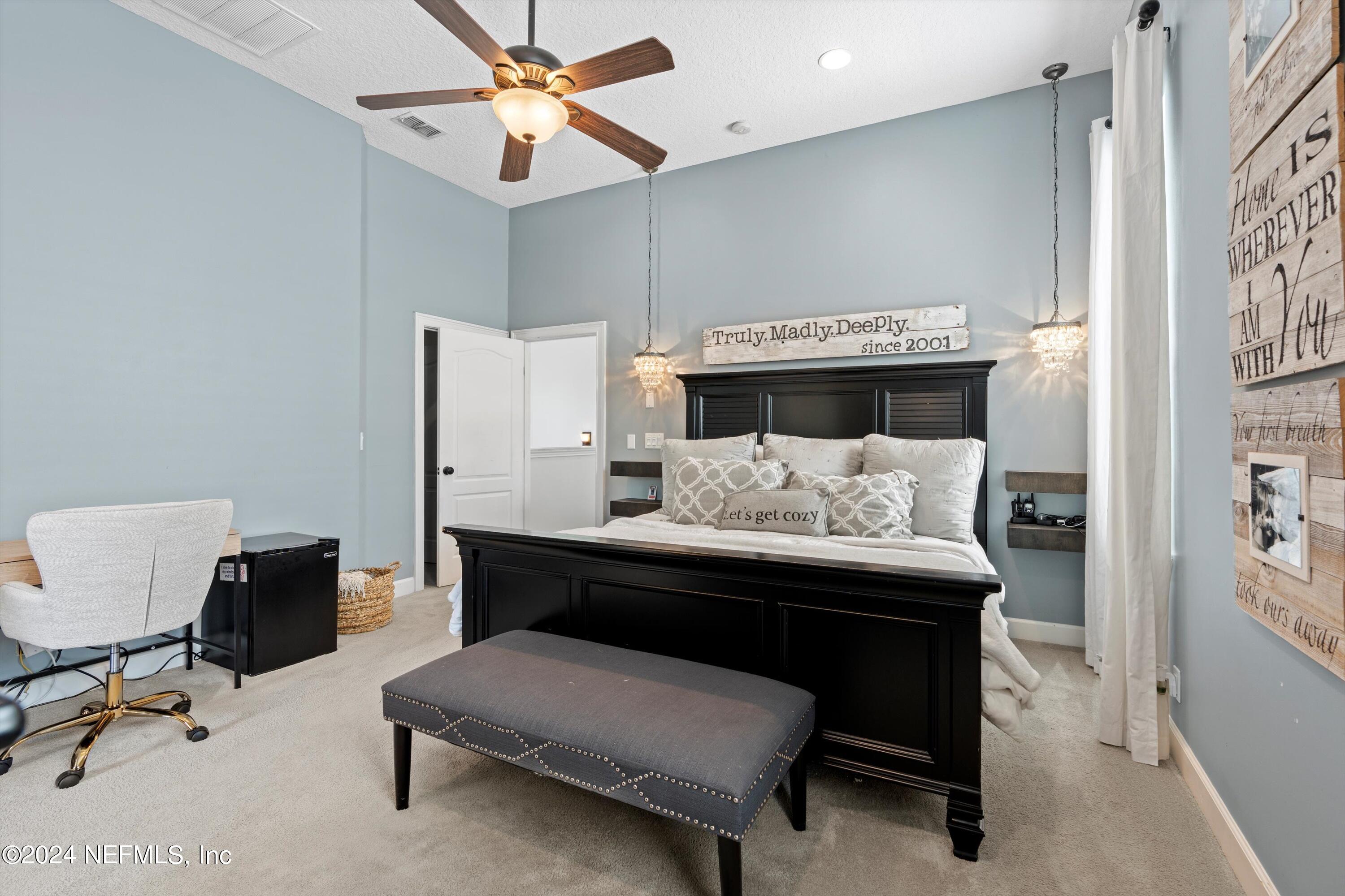 3940 GRANDE Boulevard