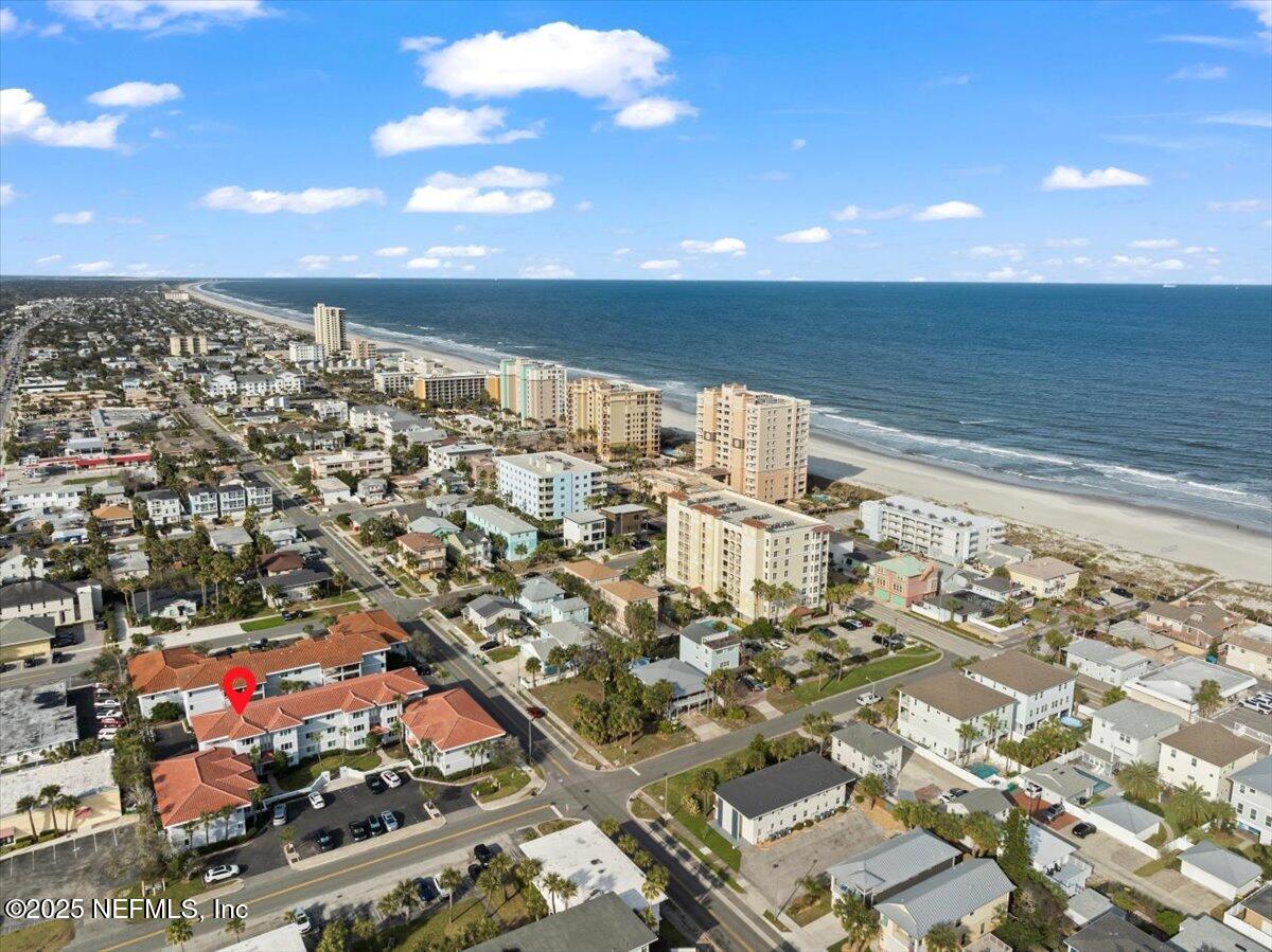 201 10TH Avenue N, 206N