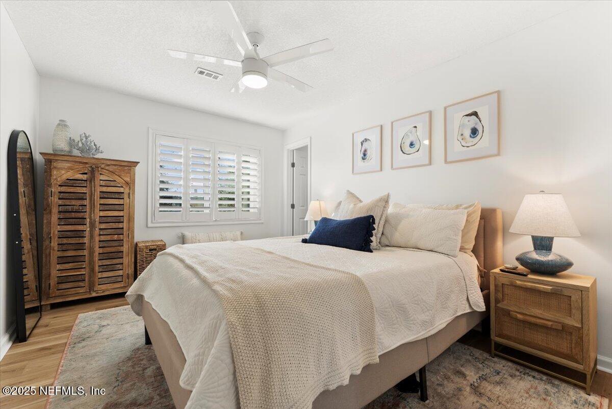 201 10TH Avenue N, 206N