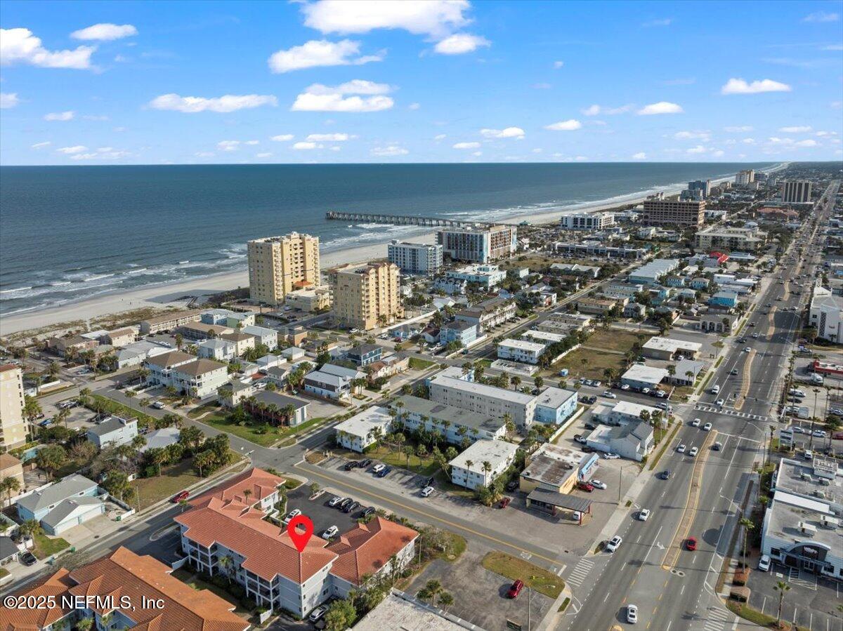 201 10TH Avenue N, 206N