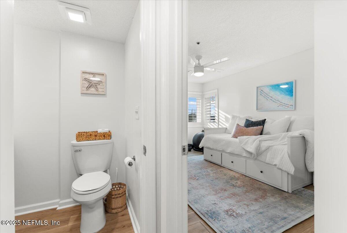 201 10TH Avenue N, 206N