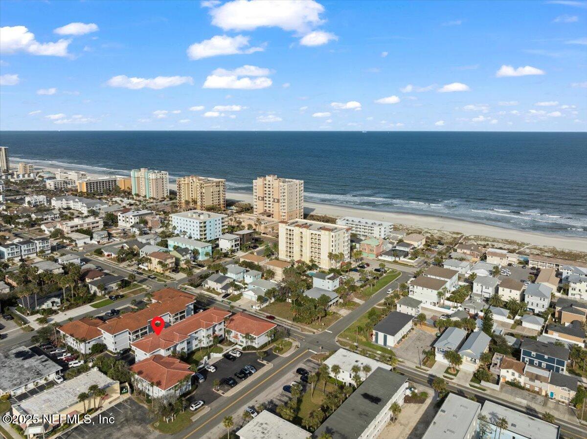 201 10TH Avenue N, 206N