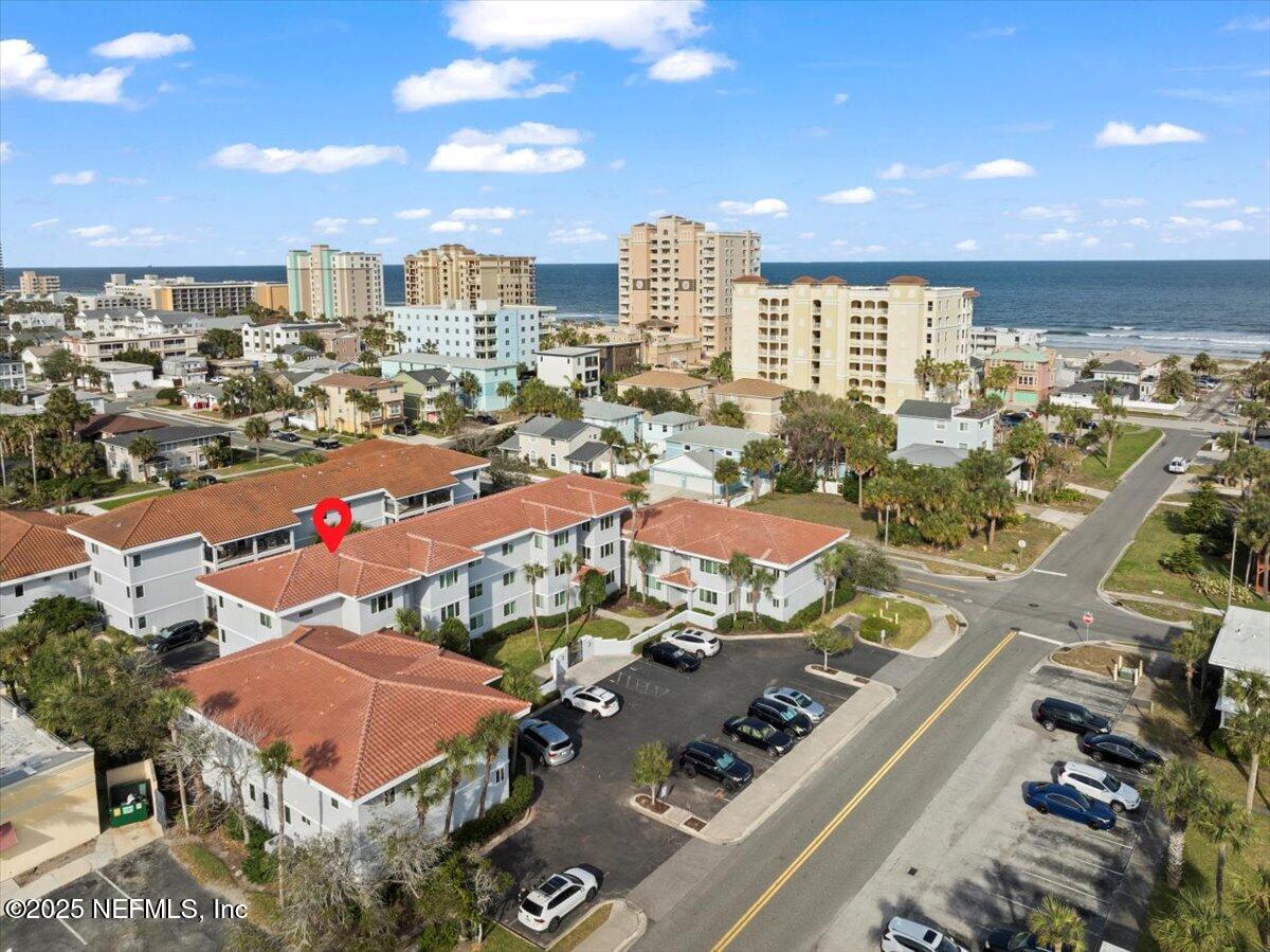 201 10TH Avenue N, 206N