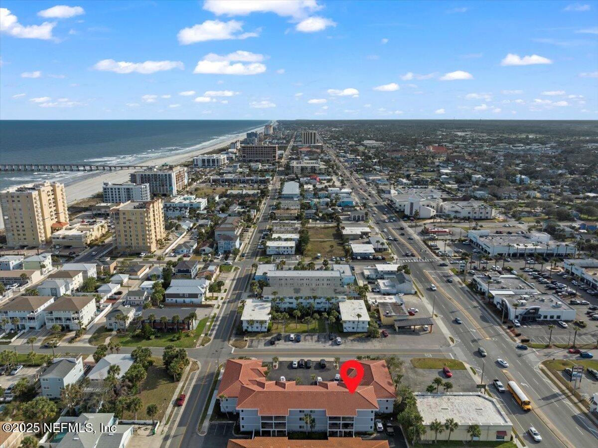 201 10TH Avenue N, 206N