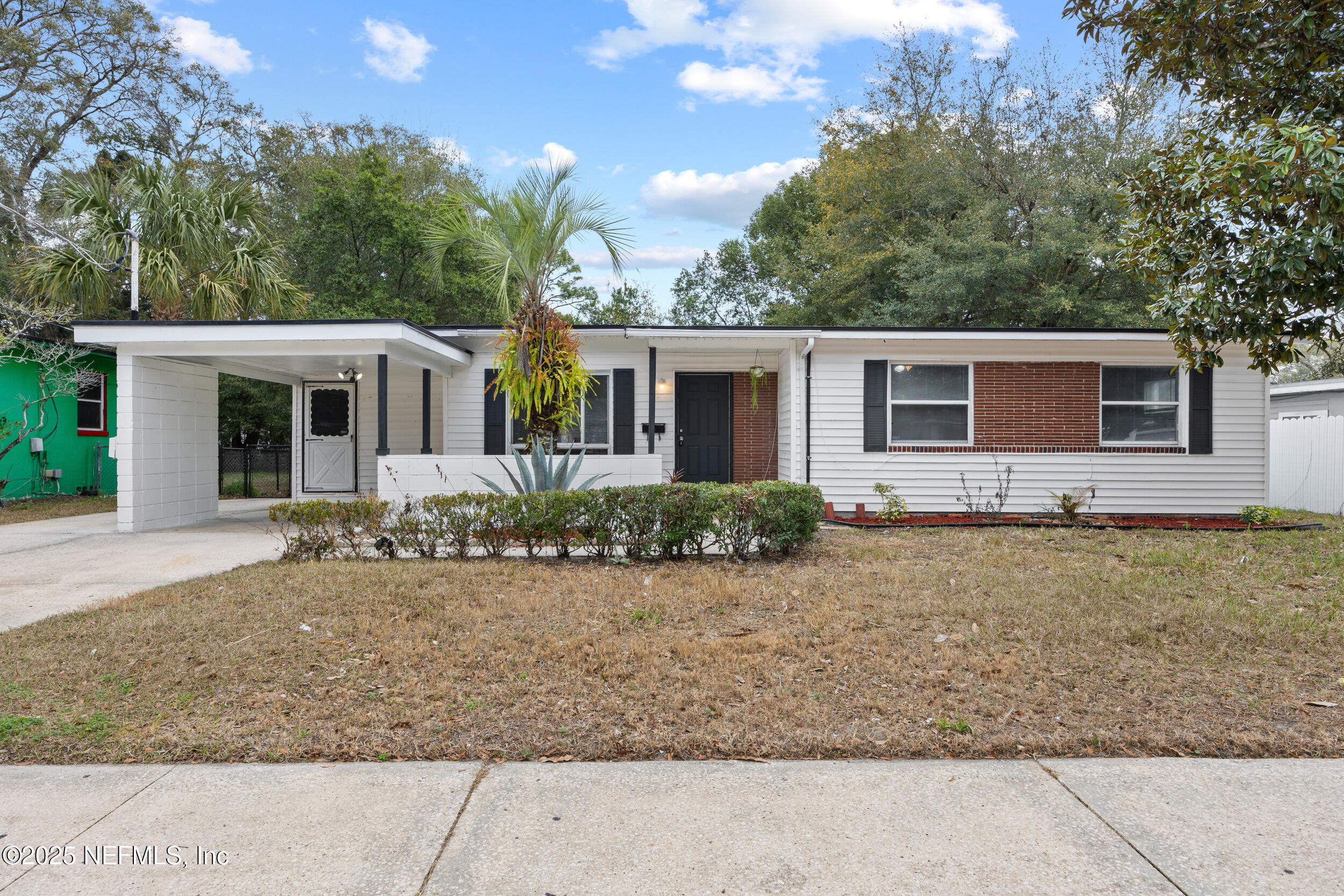 2403 ROGERO Road