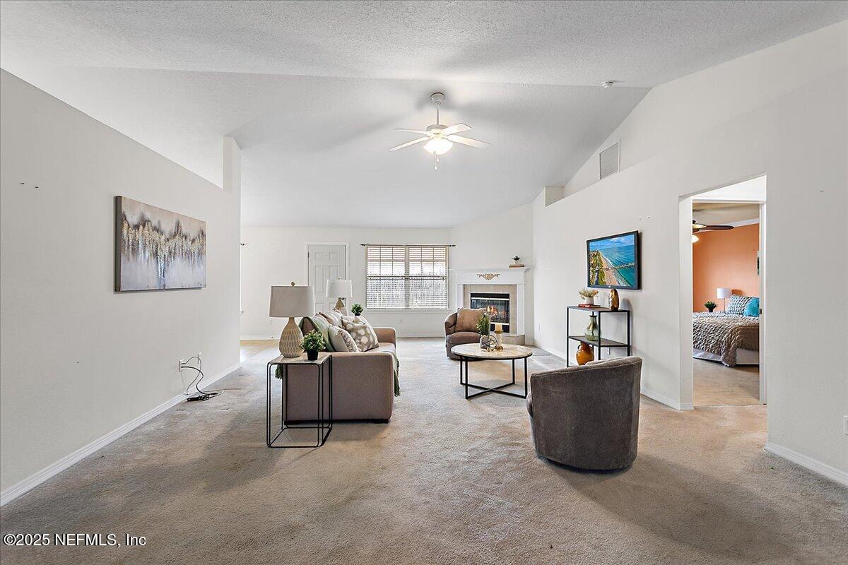 3257 SILVERADO Circle