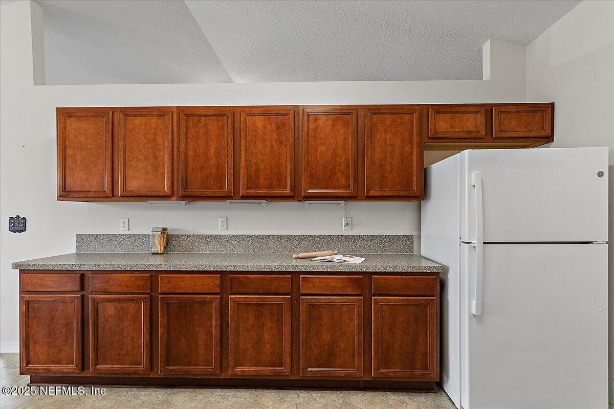 3257 SILVERADO Circle