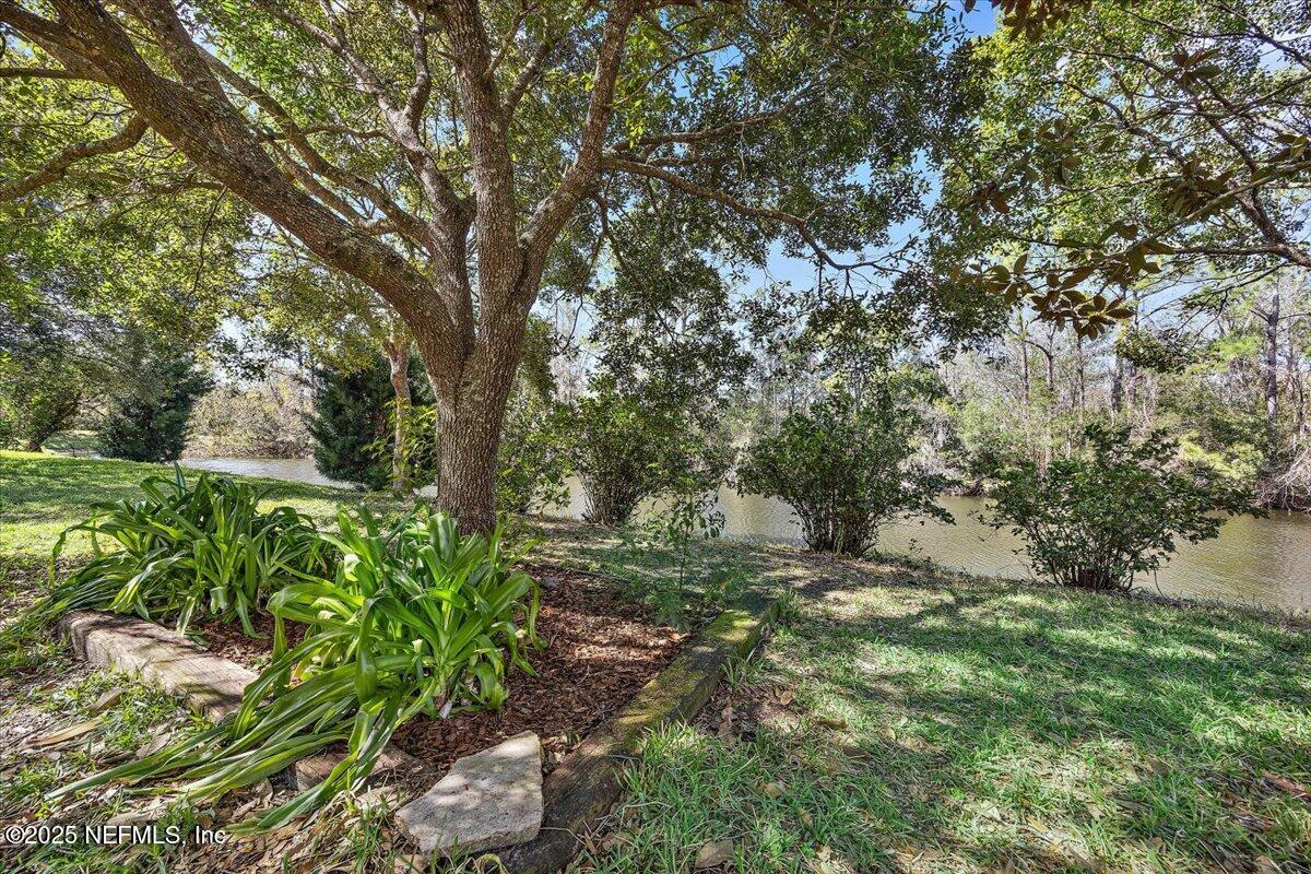2710 LANTANA LAKES Drive E