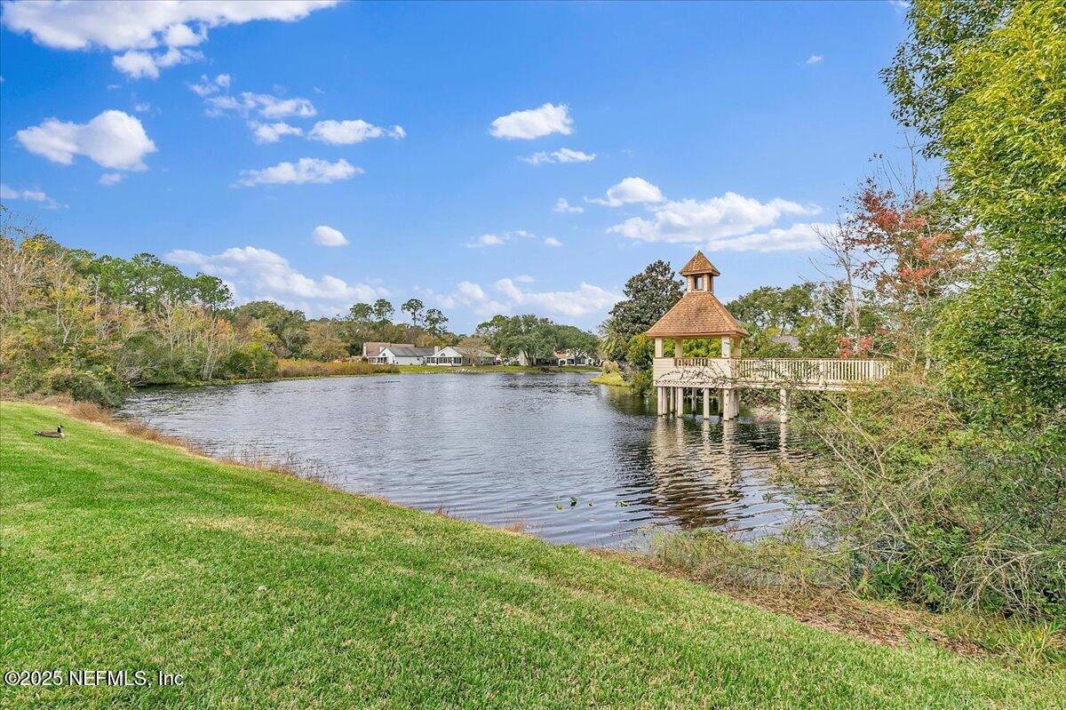 2710 LANTANA LAKES Drive E