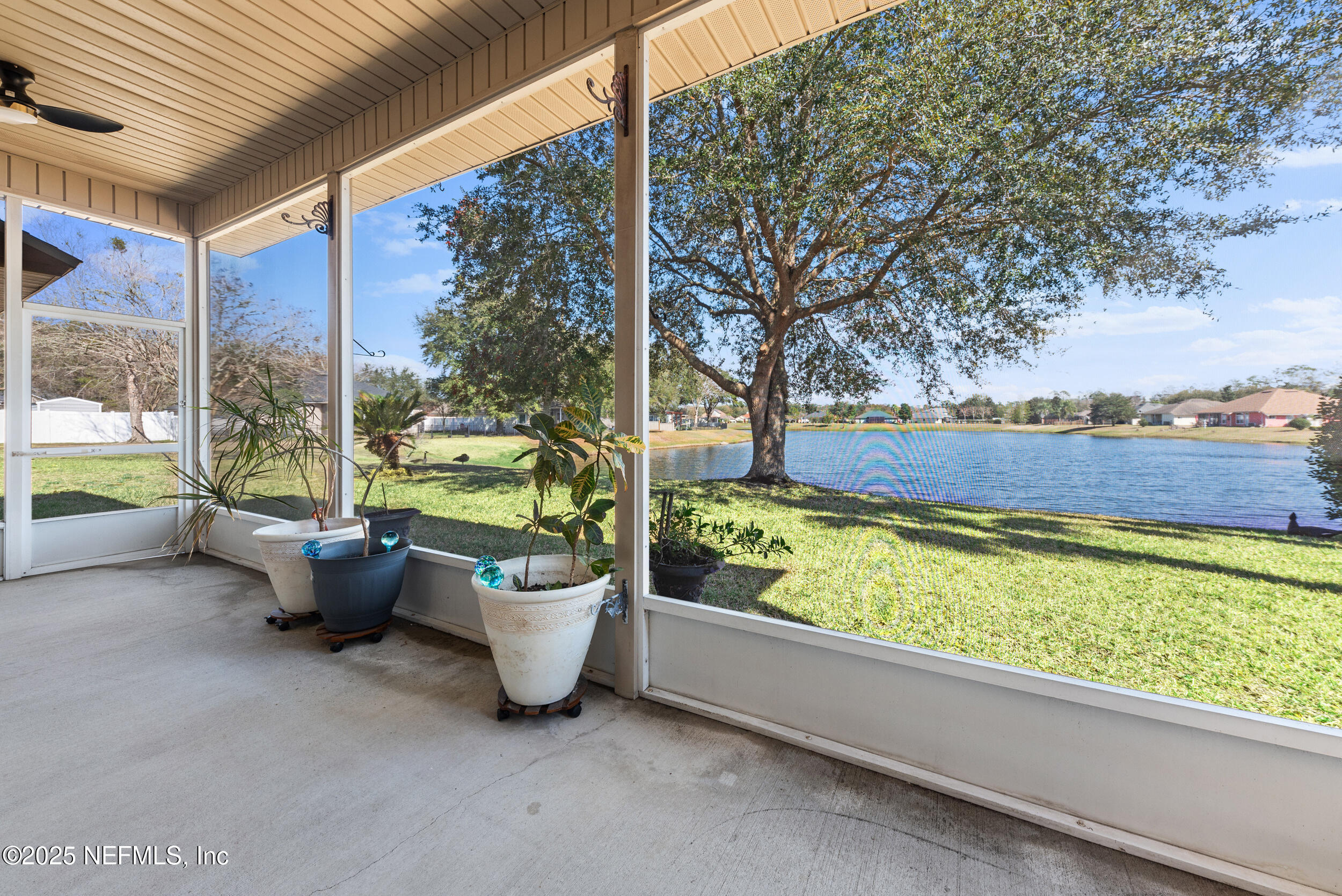 388 MARTIN LAKES Drive W