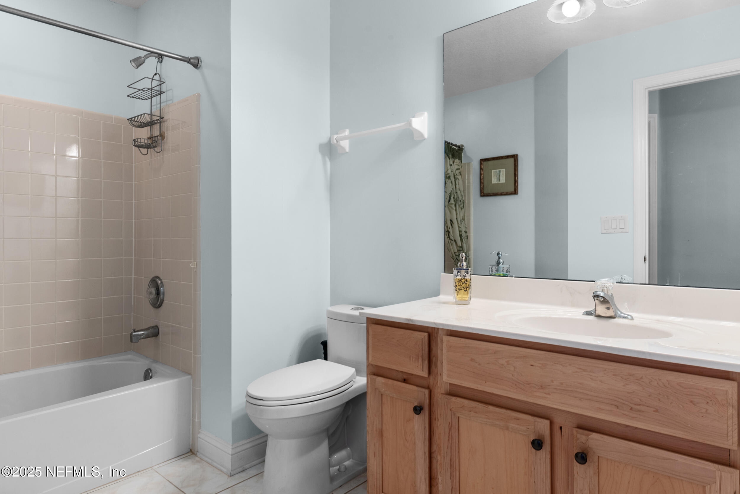 388 MARTIN LAKES Drive W