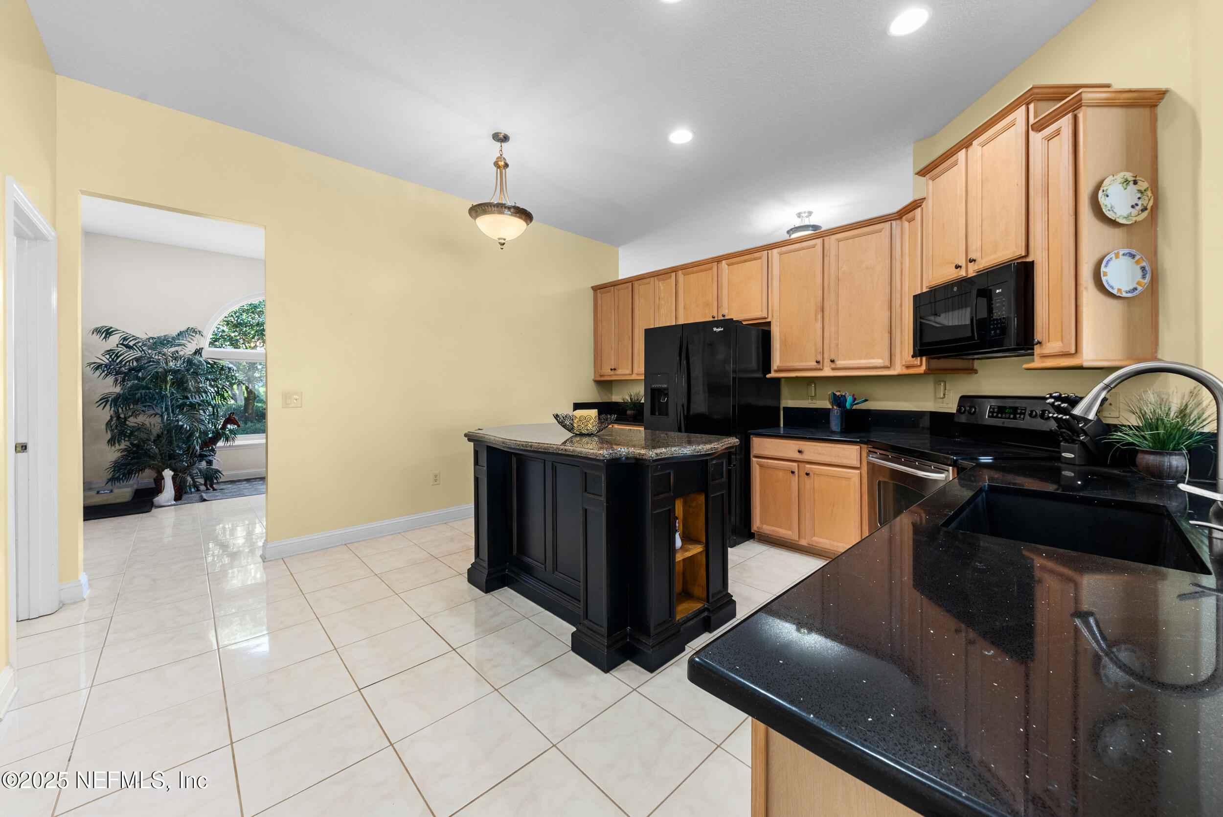 388 MARTIN LAKES Drive W