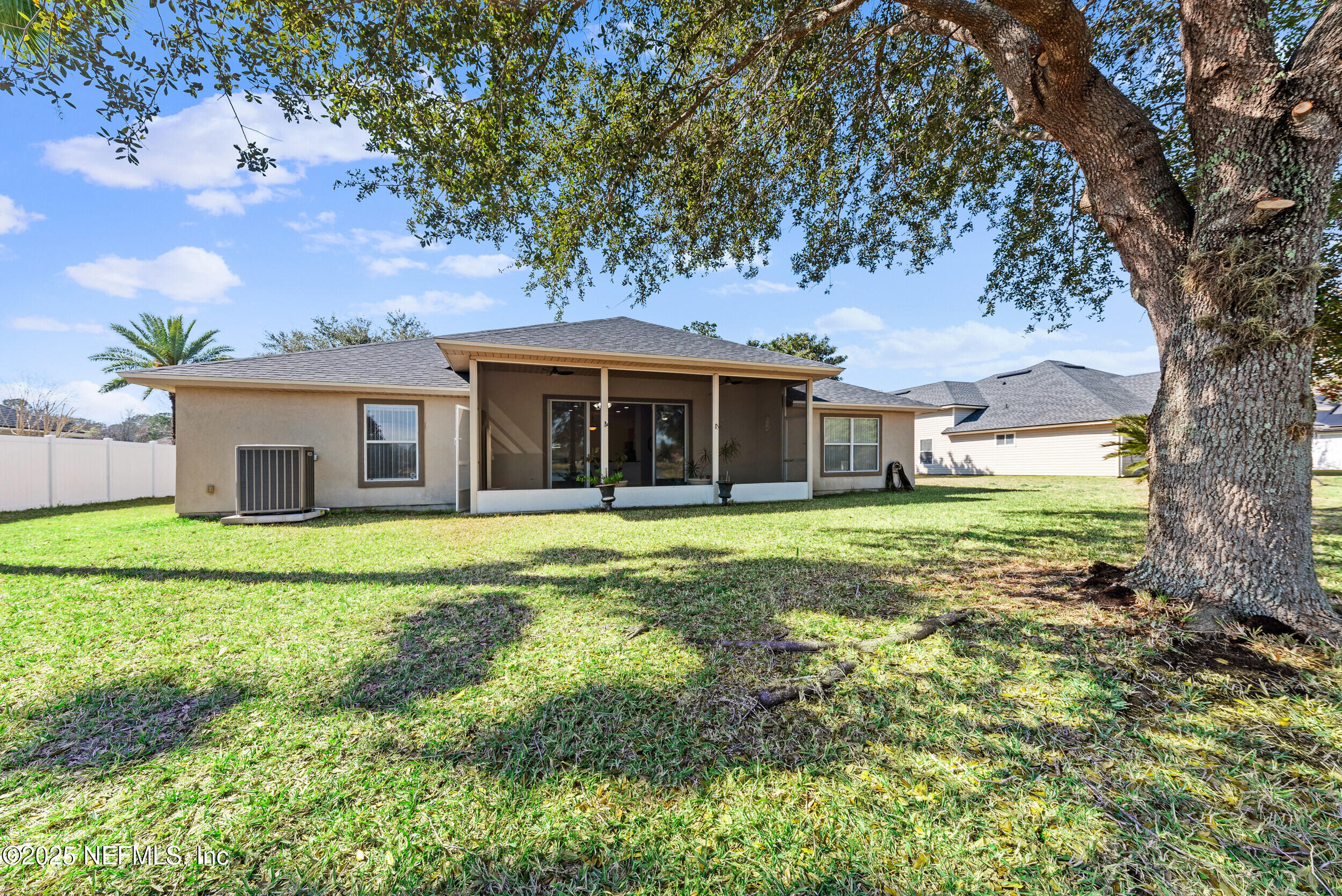 388 MARTIN LAKES Drive W