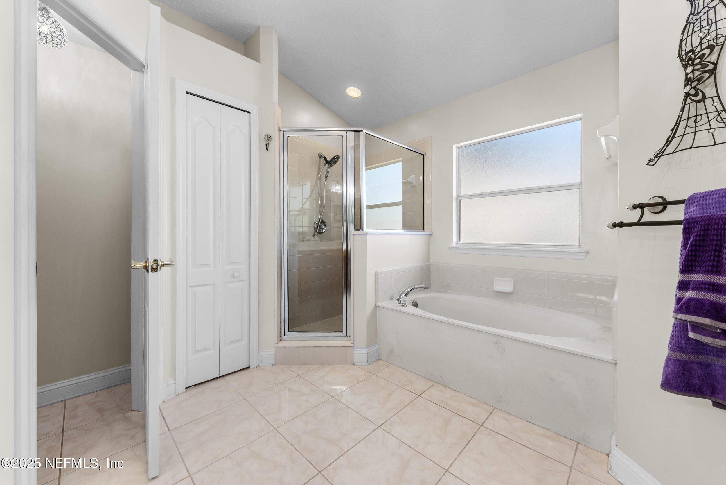 388 MARTIN LAKES Drive W