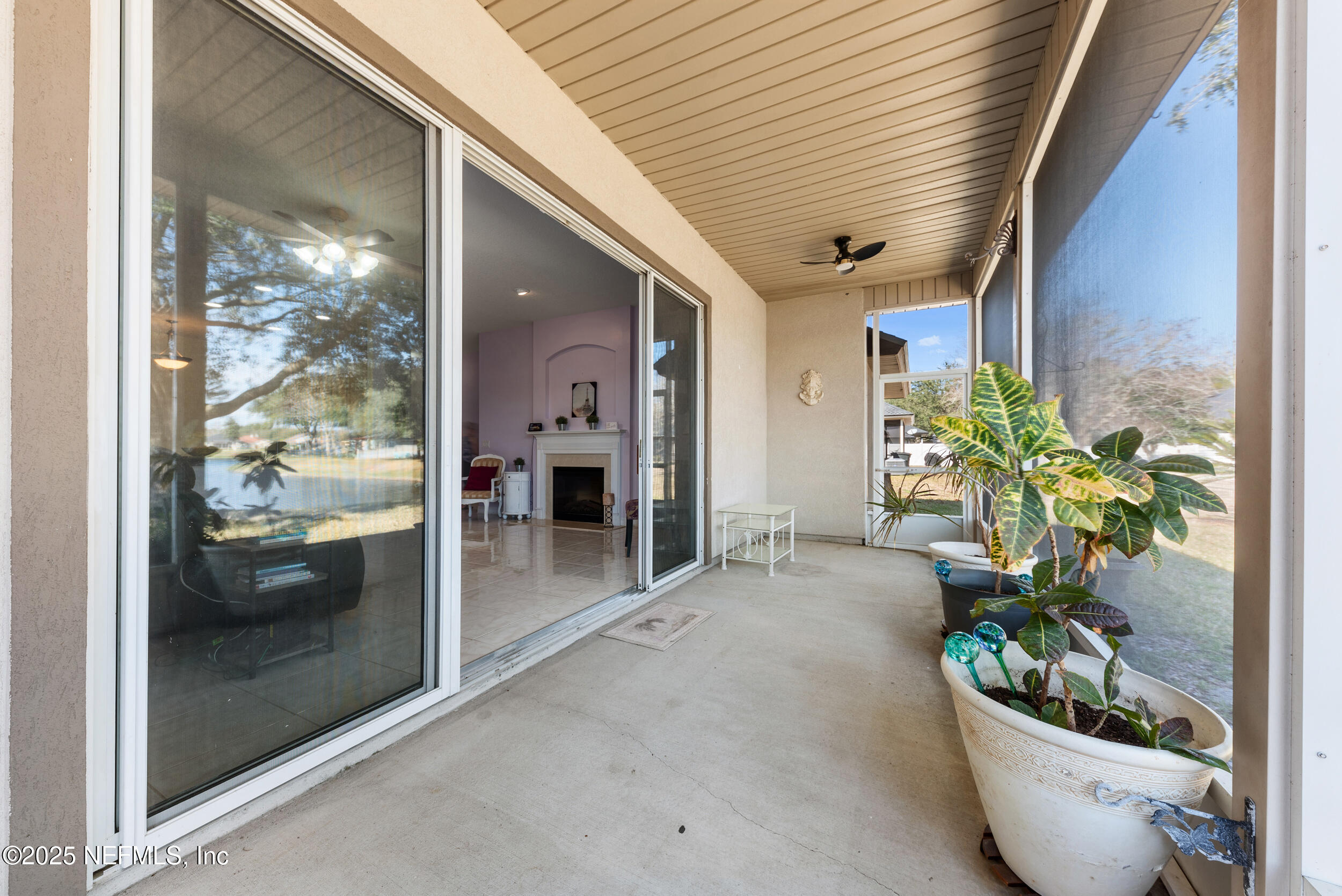 388 MARTIN LAKES Drive W