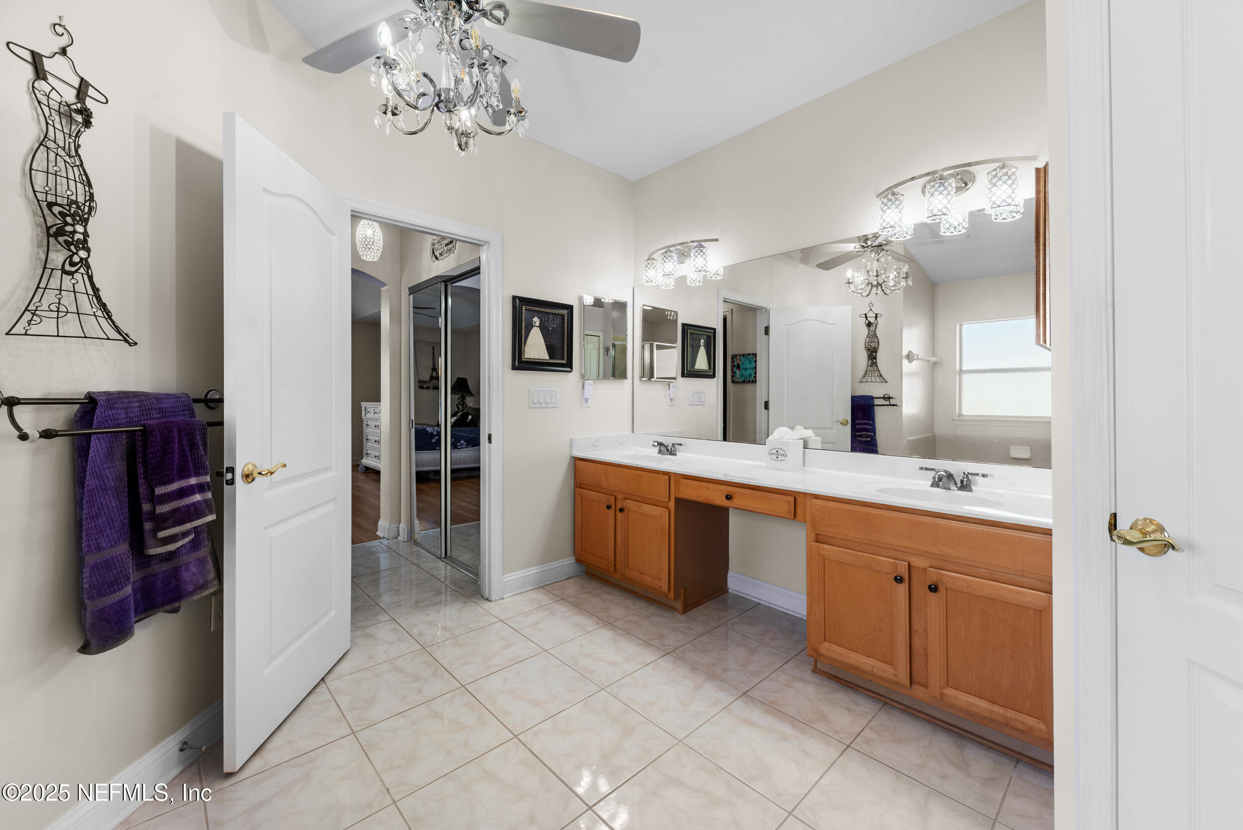 388 MARTIN LAKES Drive W