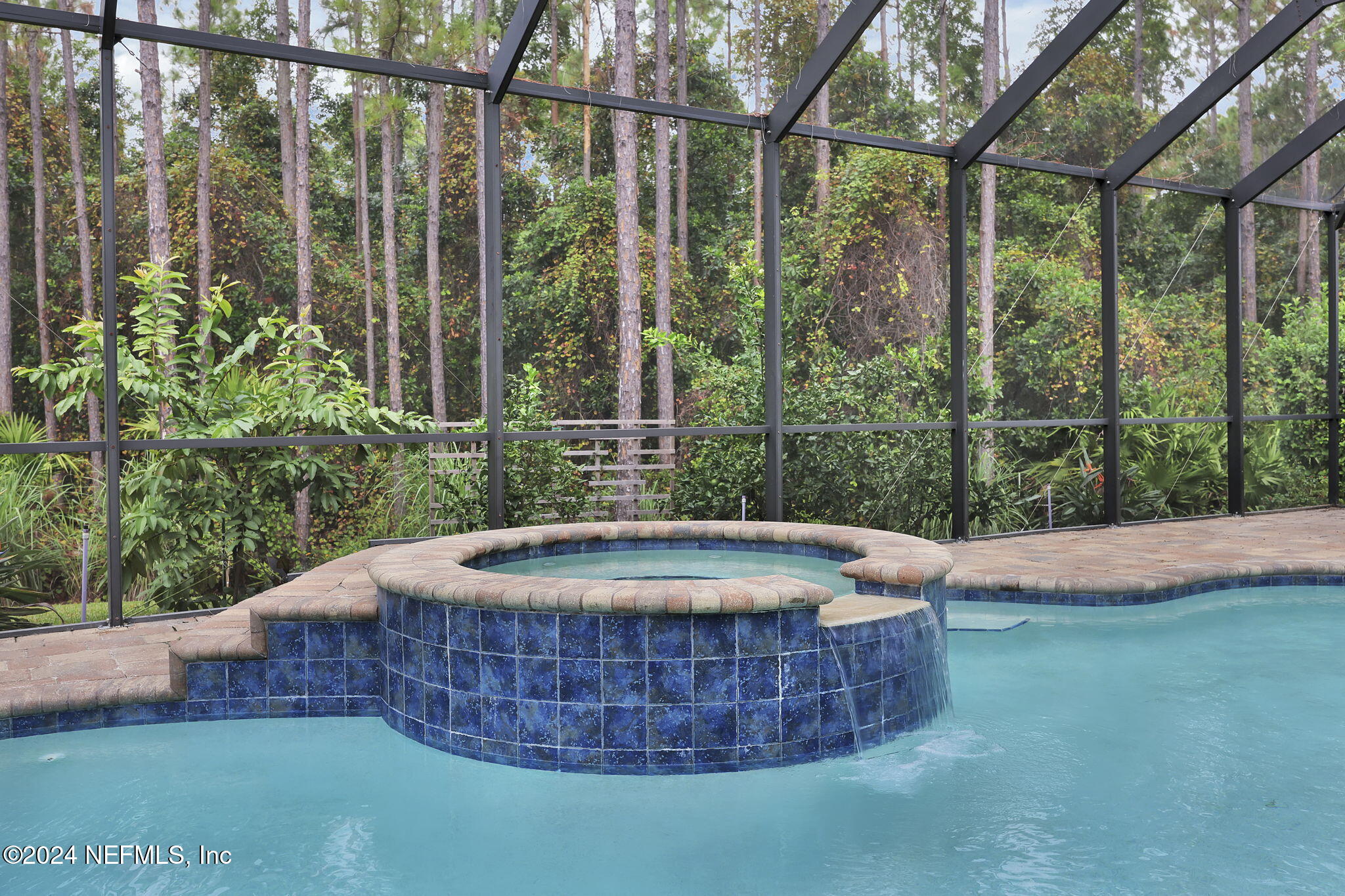 333 GREENLEAF LAKES Avenue