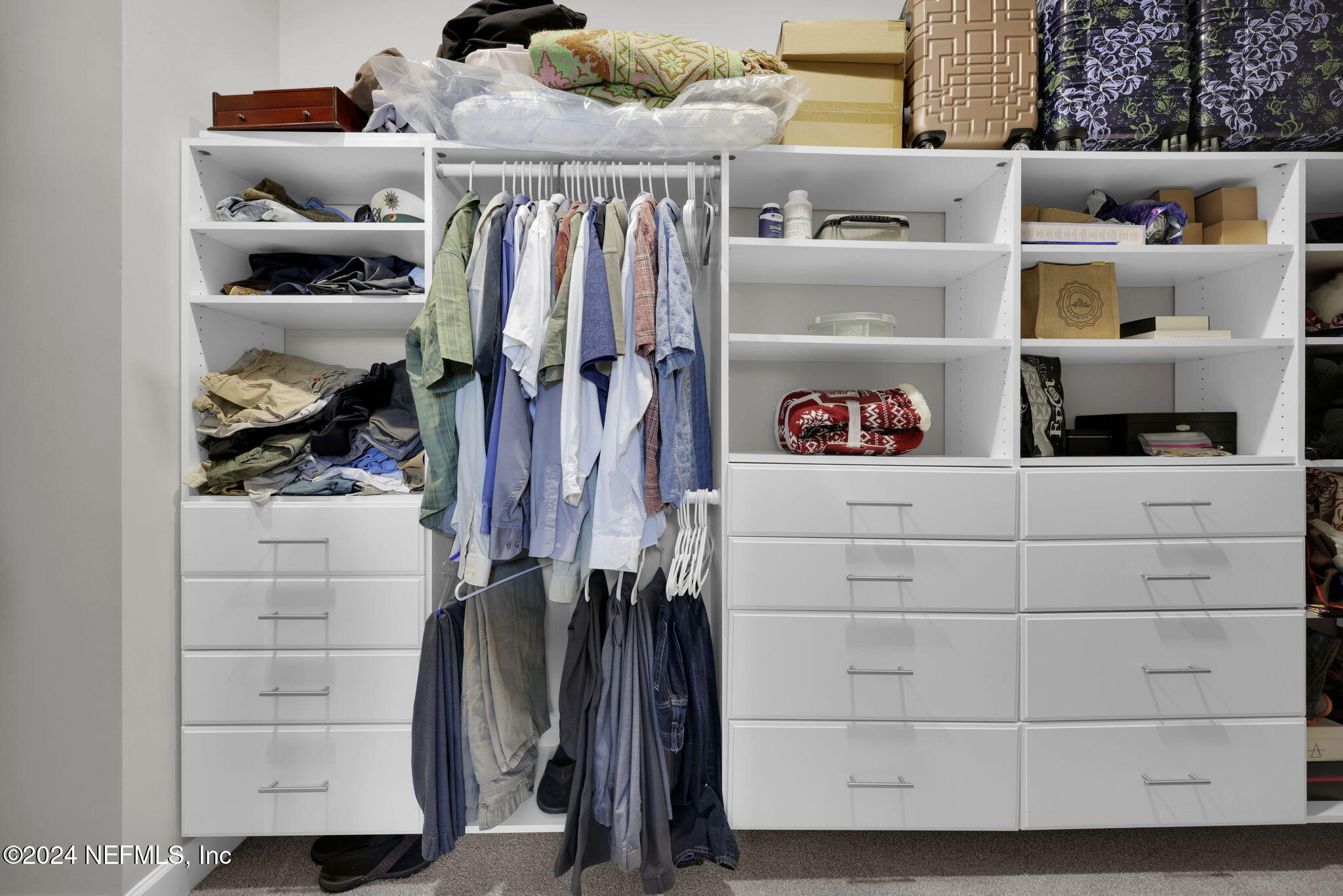 333 GREENLEAF LAKES Avenue