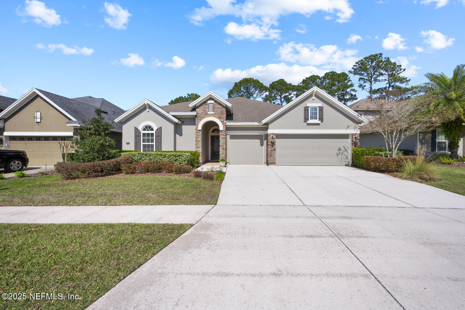 3512 CROSSVIEW Drive