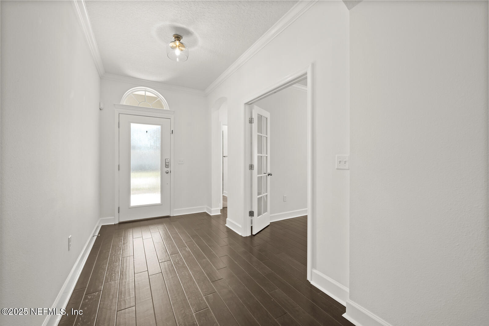 3512 CROSSVIEW Drive