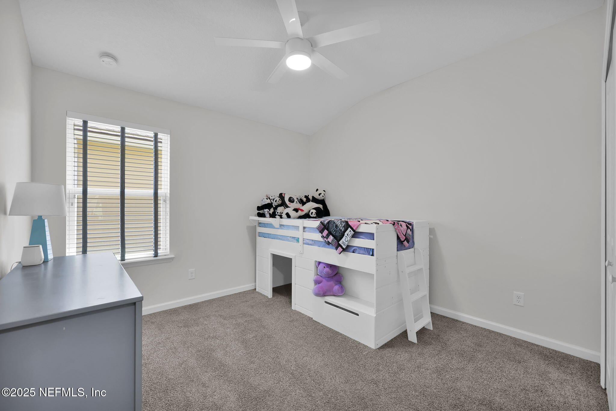 386 ASPEN LEAF Drive