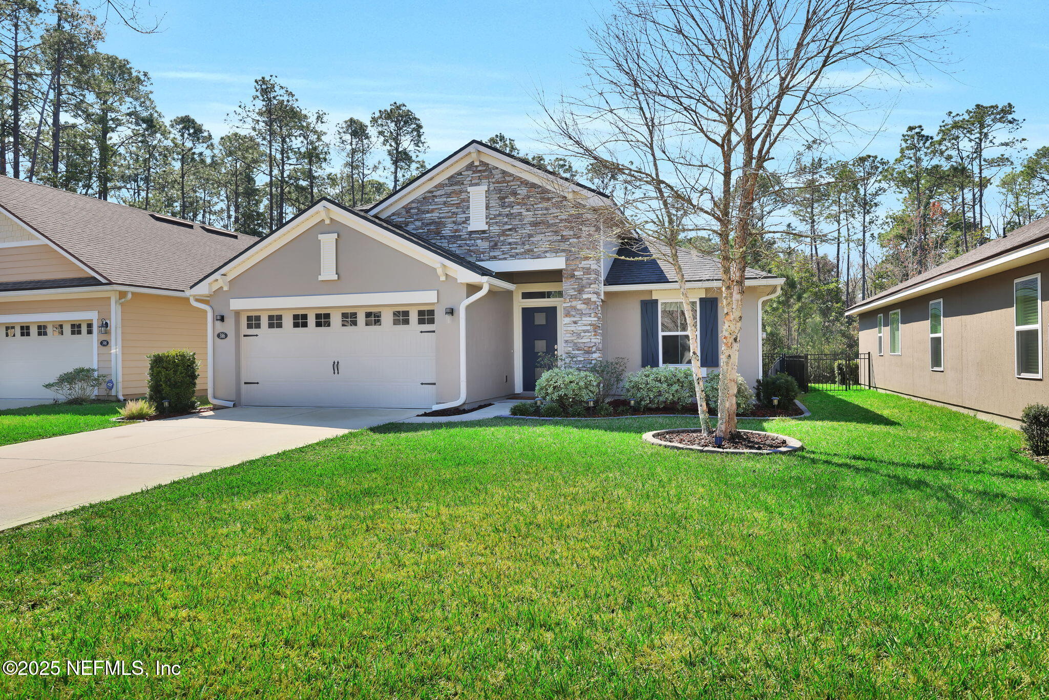 386 ASPEN LEAF Drive