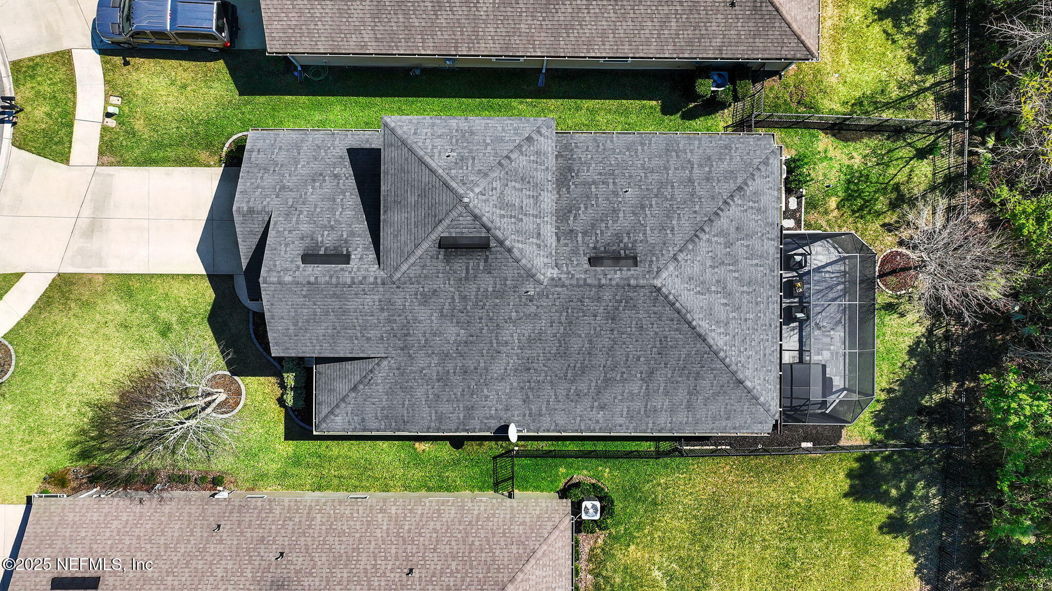 386 ASPEN LEAF Drive