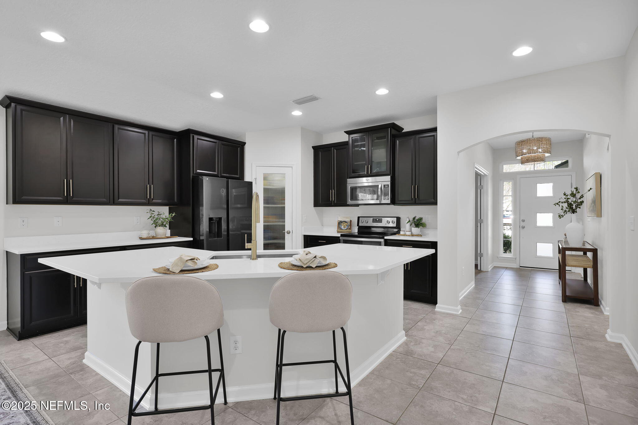 386 ASPEN LEAF Drive