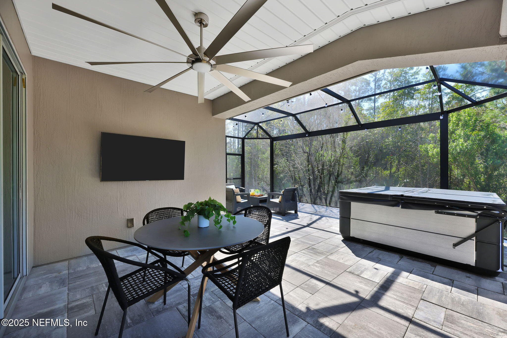 386 ASPEN LEAF Drive