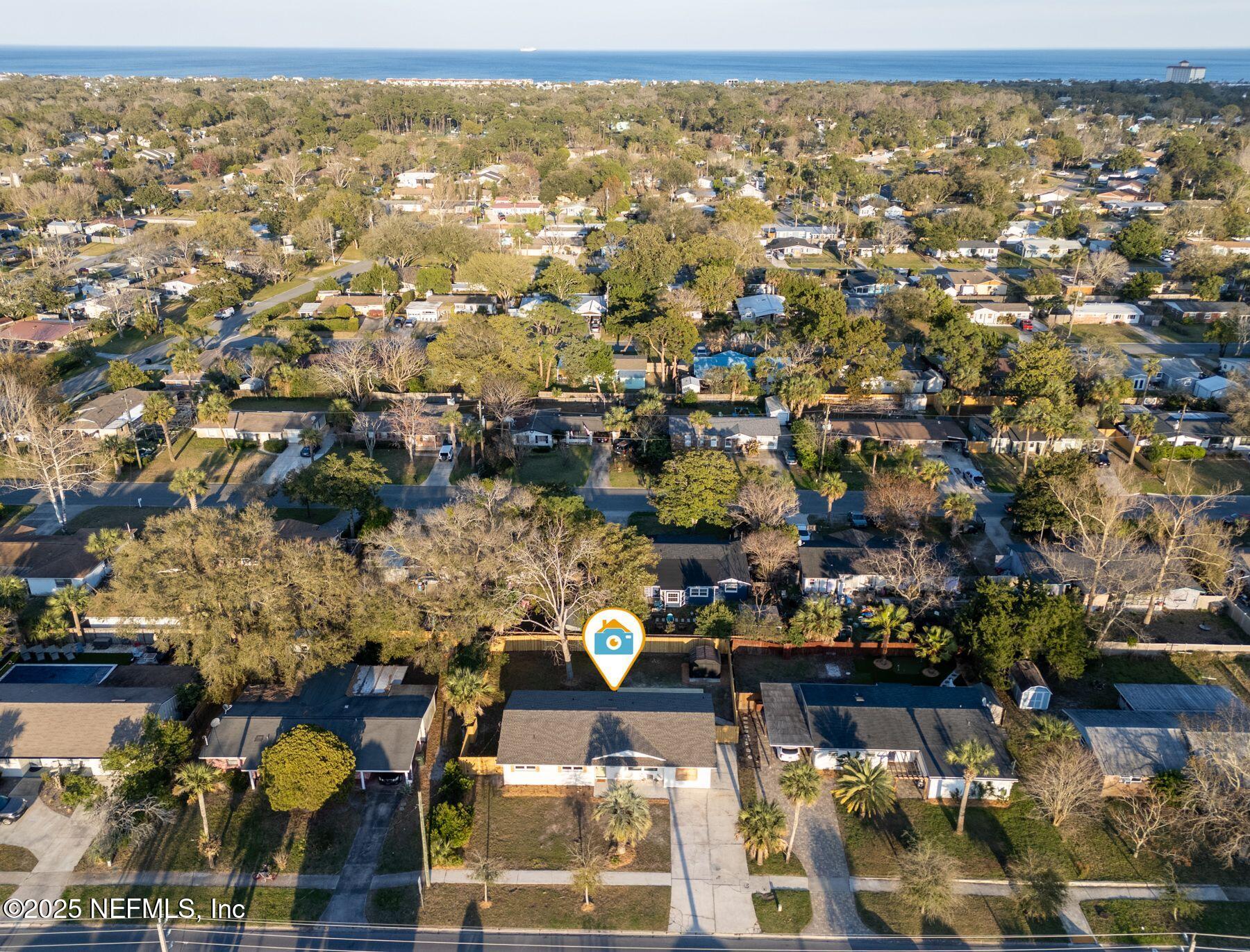 423 ROYAL PALMS Drive