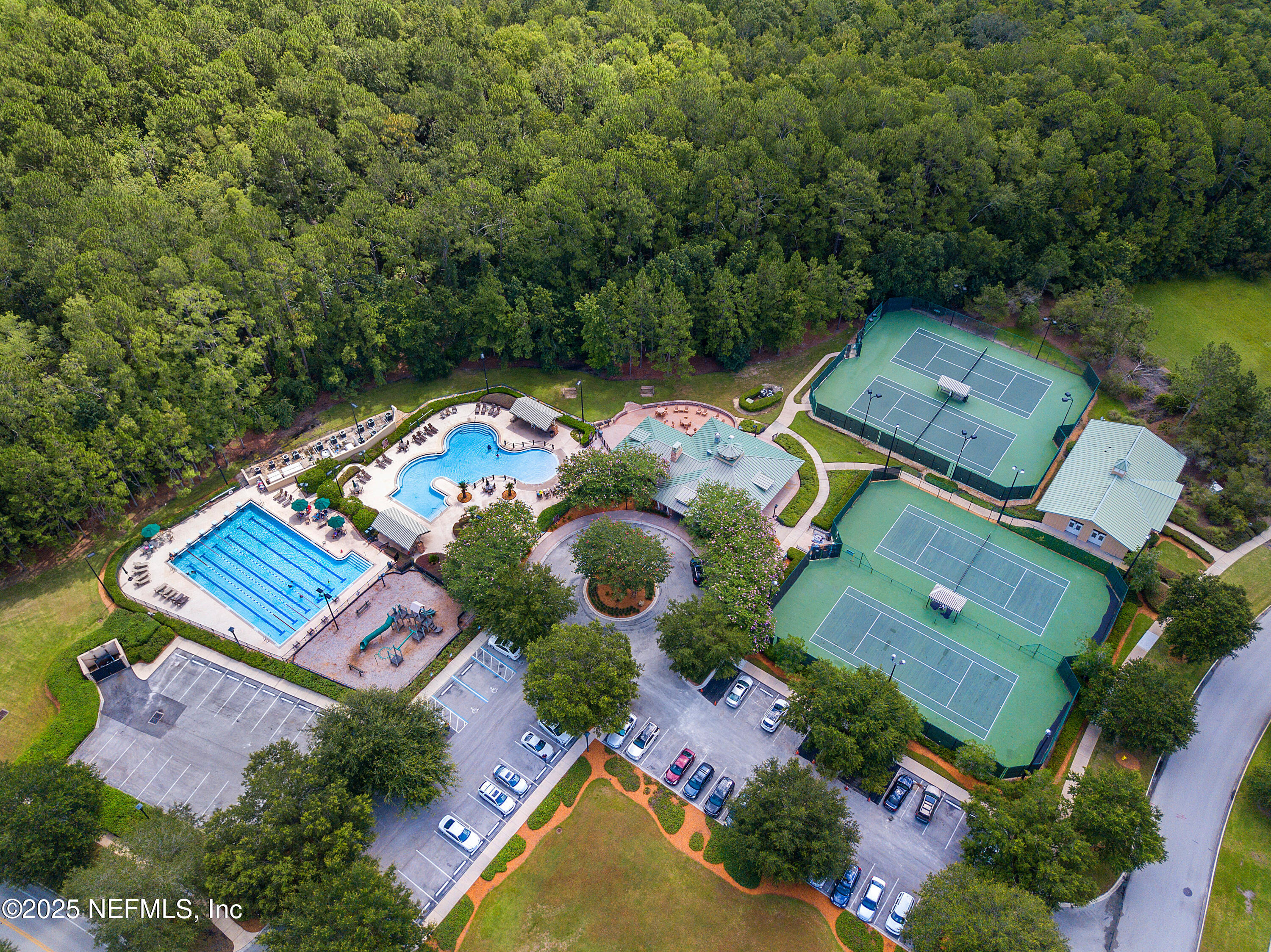 233 PINEHURST POINTE Drive, St. Augustine