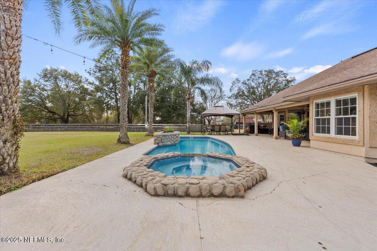 11150 CISCO GARDENS Road S