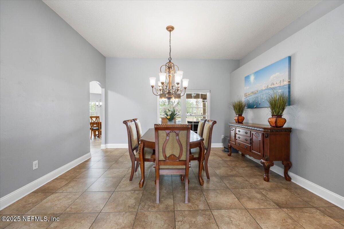 11150 CISCO GARDENS Road S