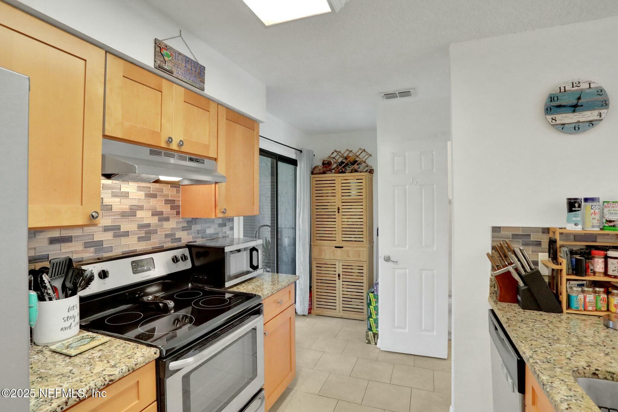 3 PONTE VEDRA Court, D