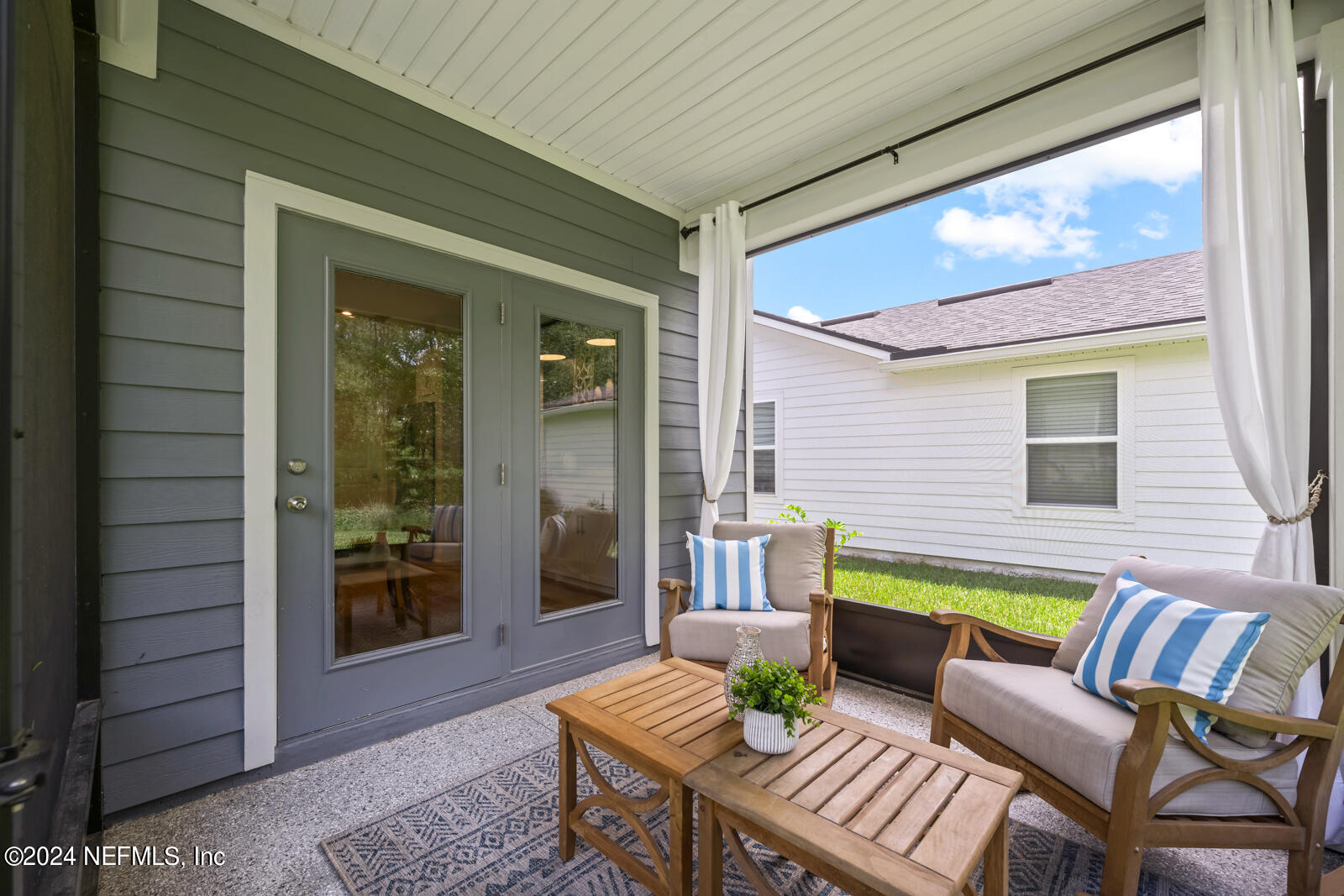 124 MEADOW CREEK Drive, St. Johns
