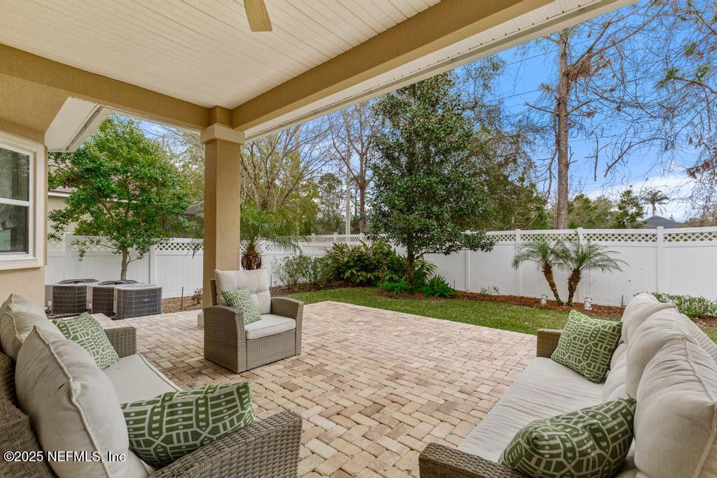 70 GLENALBY Place