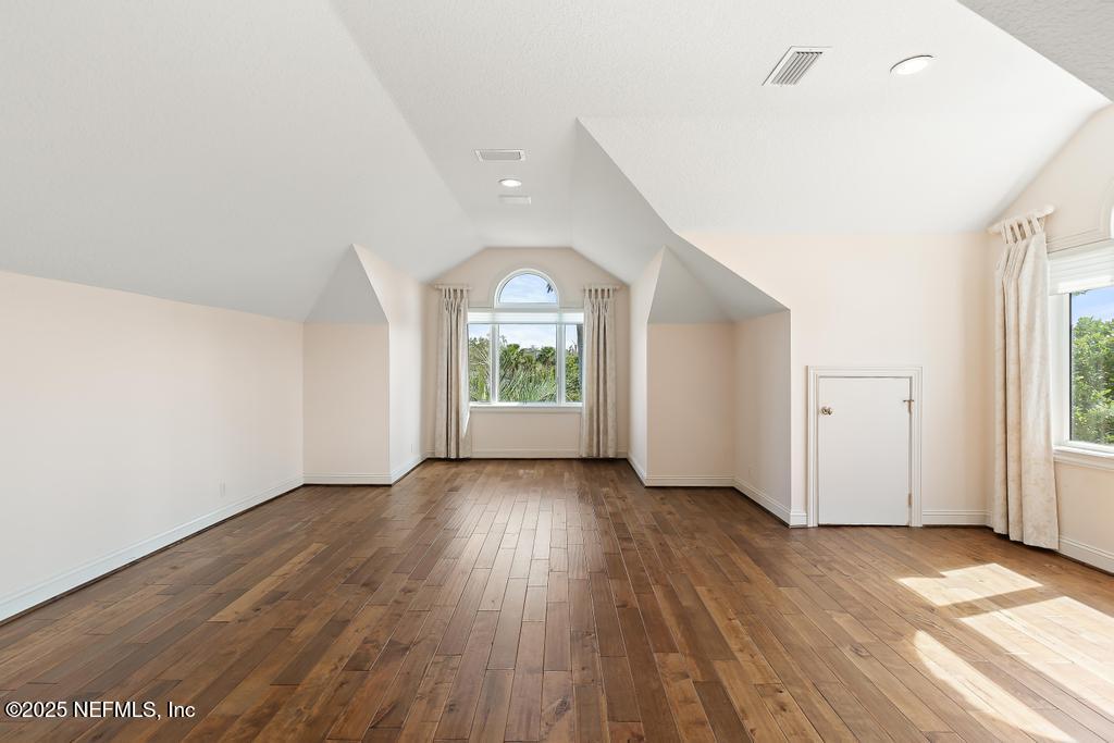 132 LANTERN WICK Place