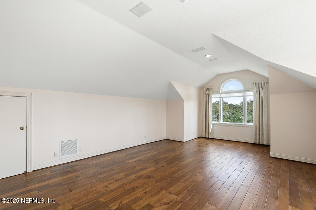 132 LANTERN WICK Place