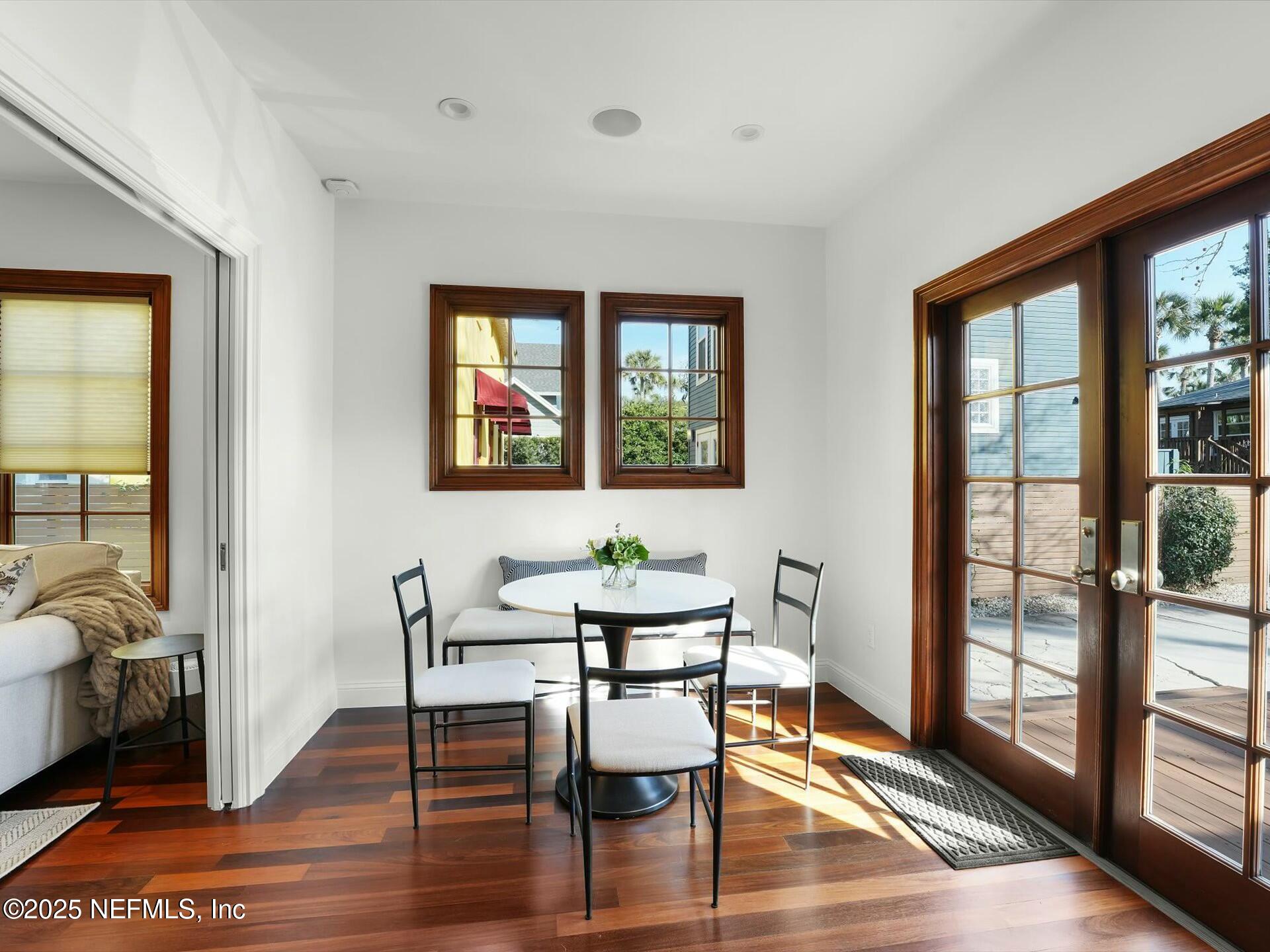 322 6TH Street
