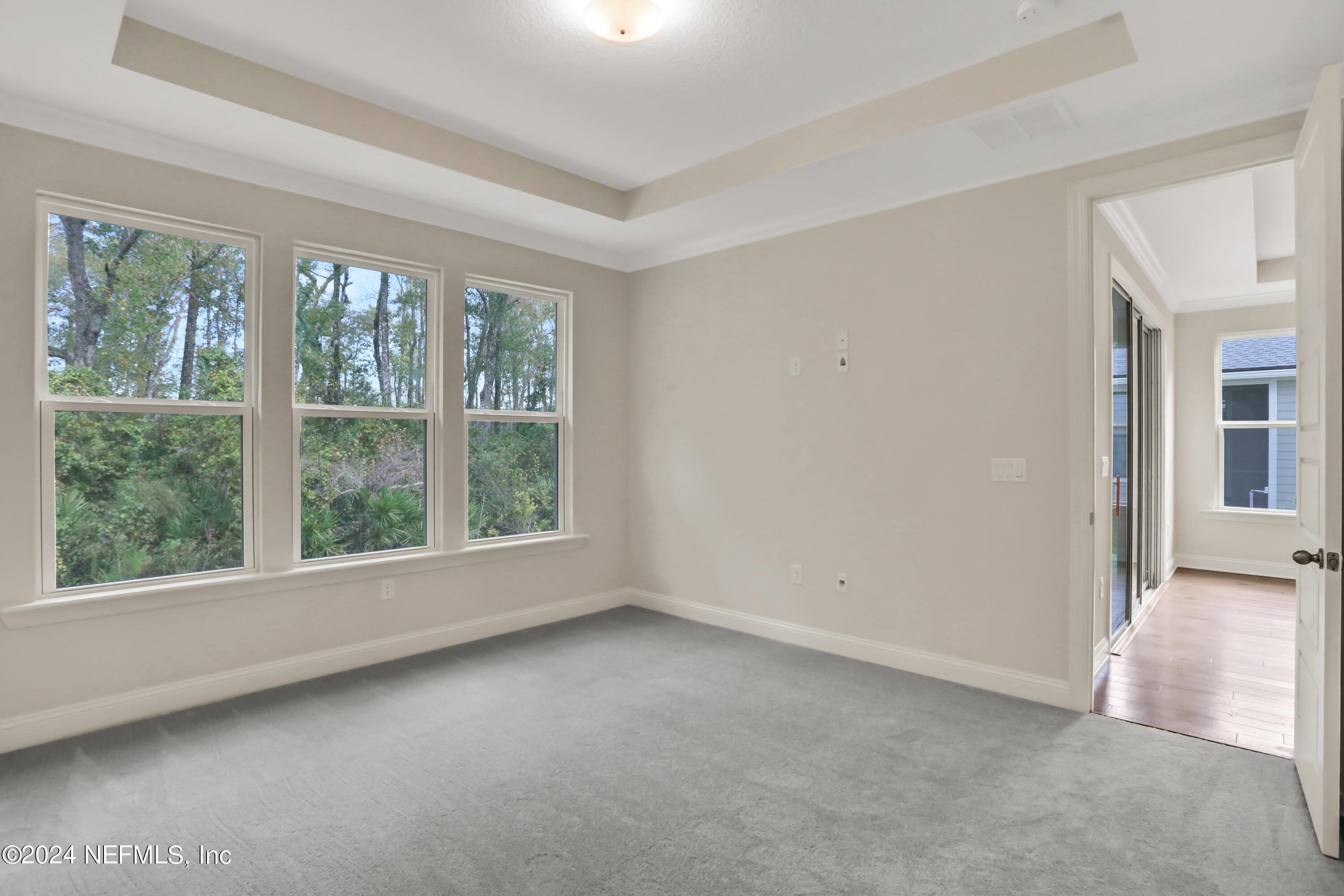 10077 FILAMENT Boulevard